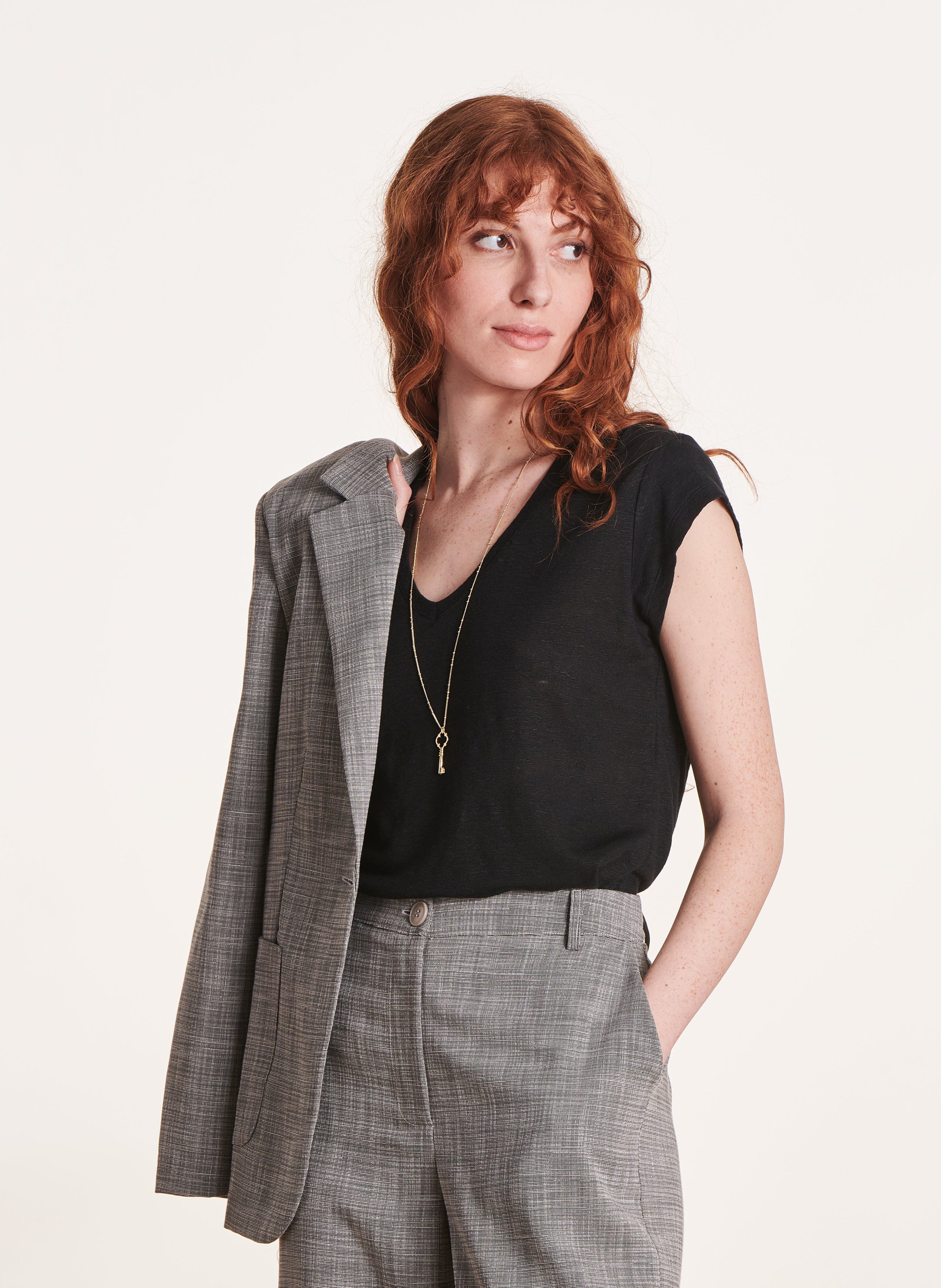 V-neck linen T-shirt LA FEE MARABOUTEE