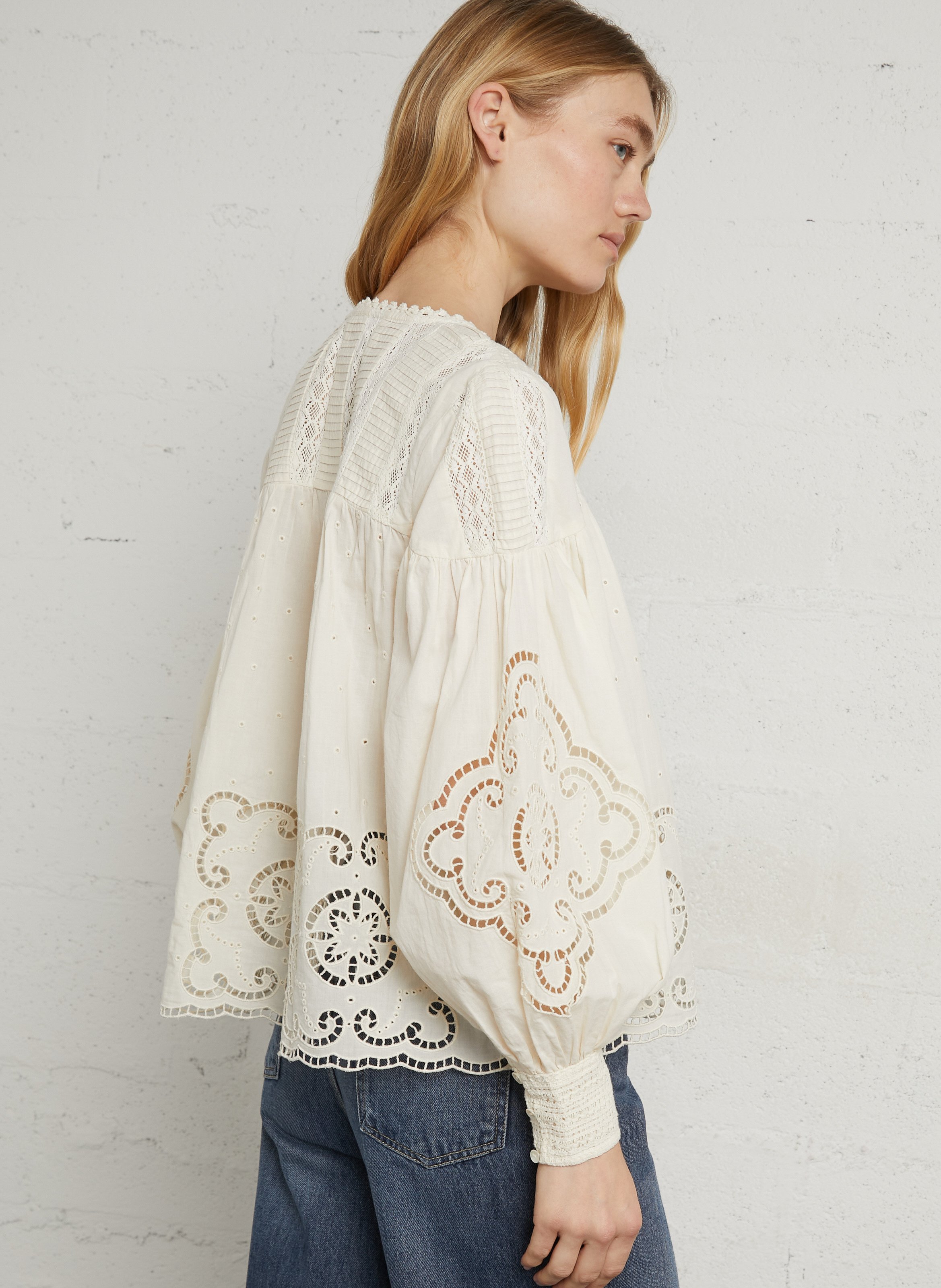 Blouse met Tunesische kraag en borduursels MAISON 123 Beige