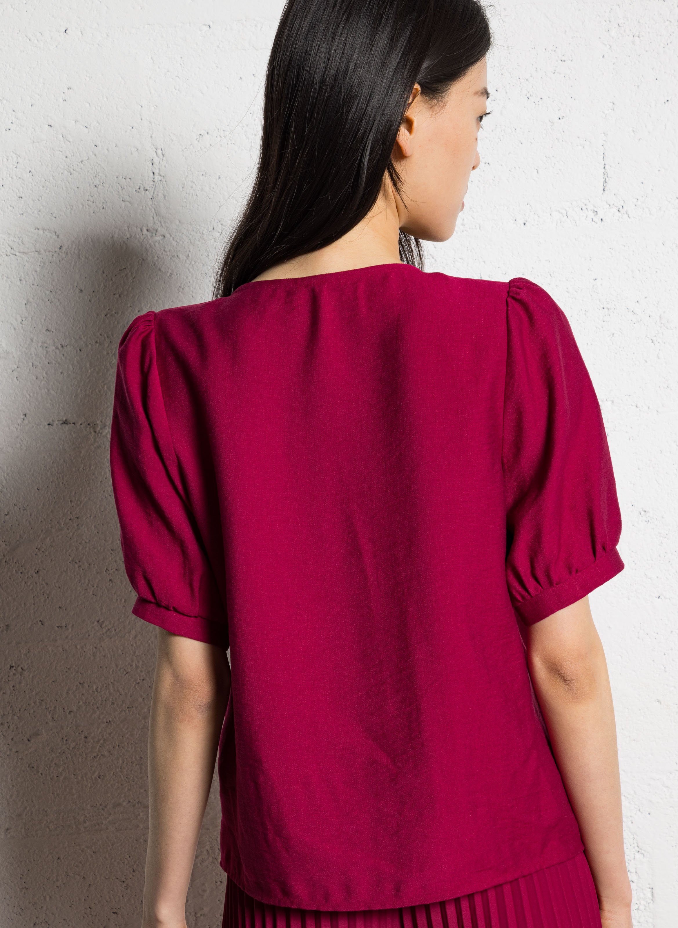 Straight V-neck top I CODE Pink