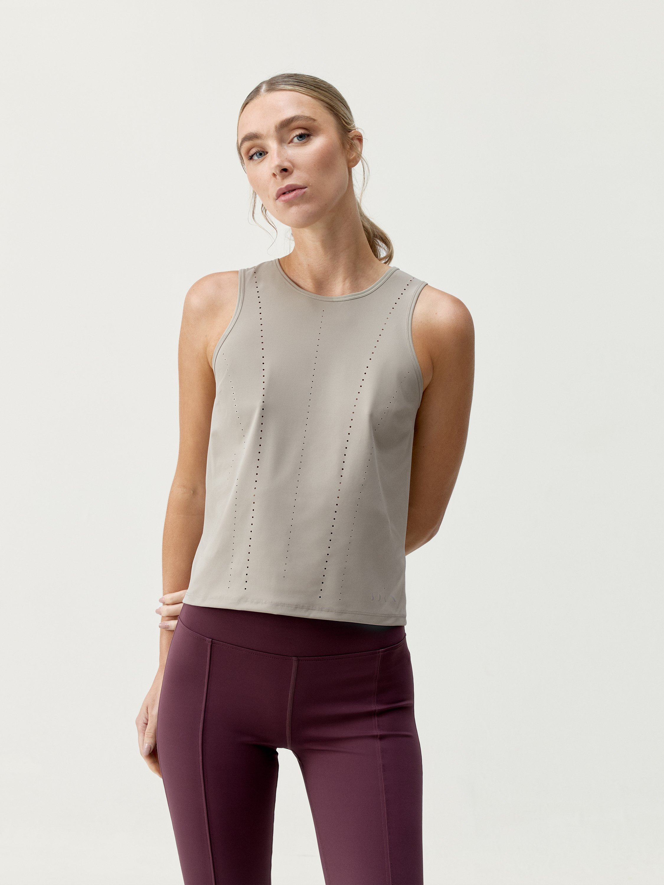 Sleeveless performance sports t-shirt BORN LIVING YOGA Beige