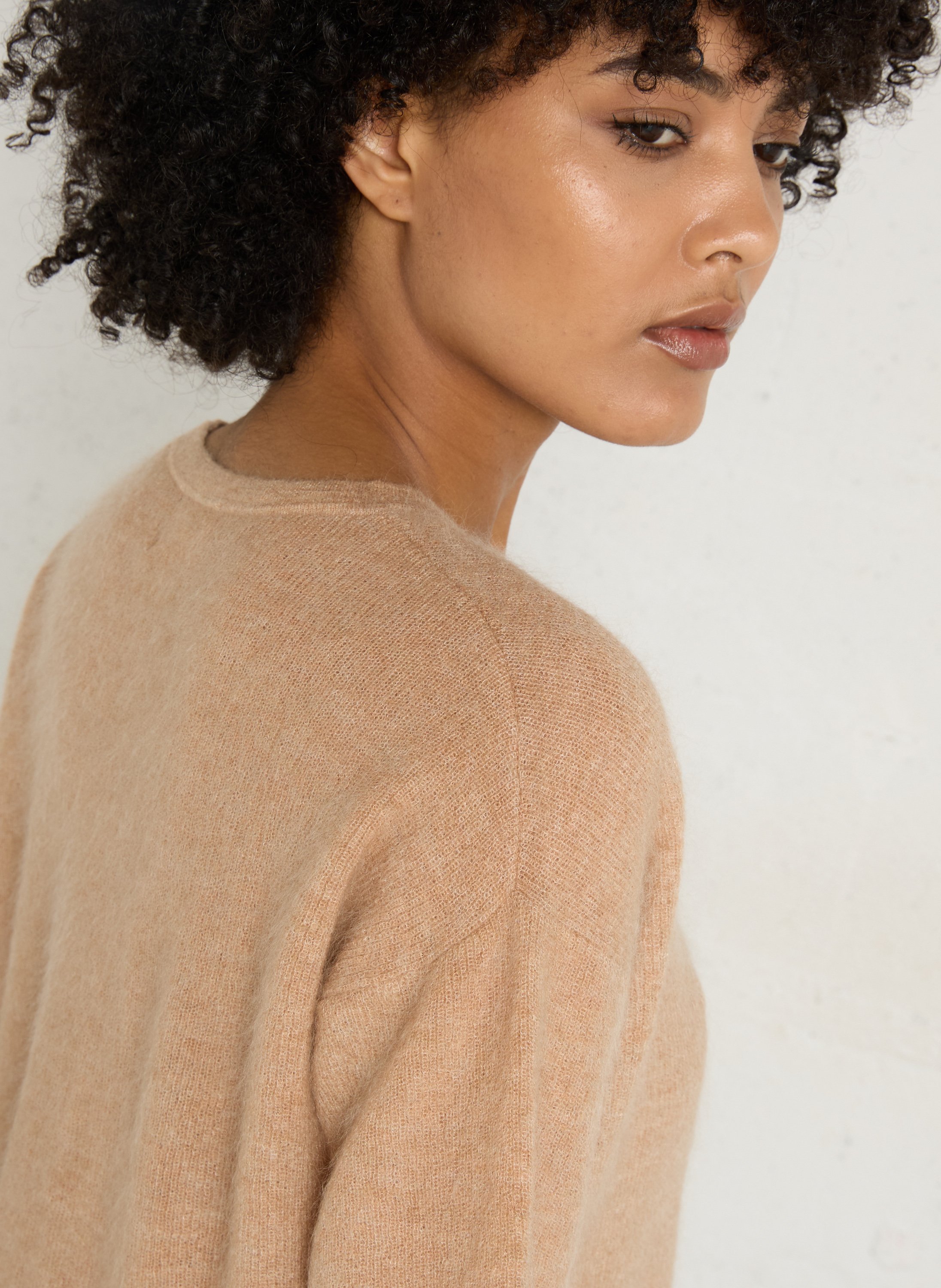 Pull col rond en mohair mélangé MAISON 123 Beige