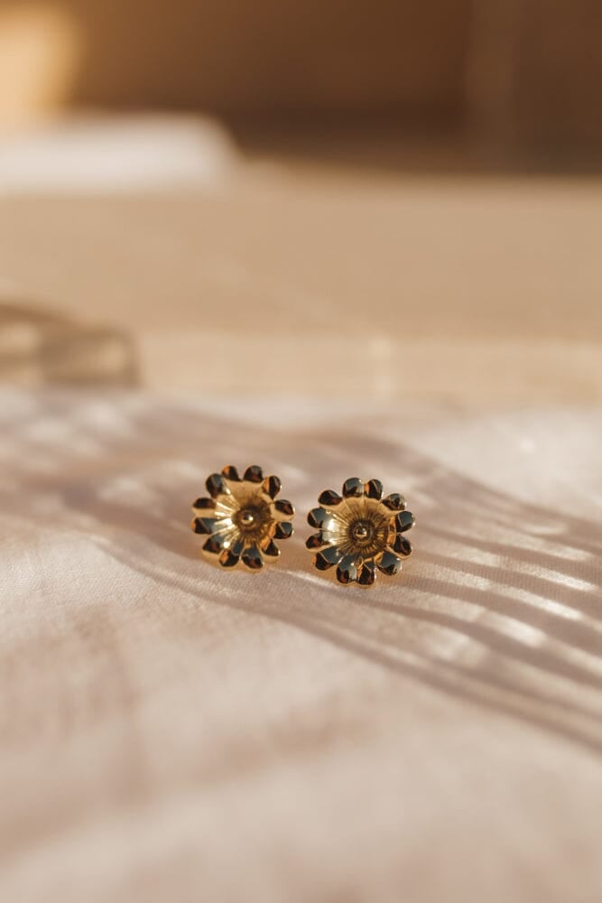 Large flower stud earrings in silver-plated  MONSIEUR SIMONE Golden