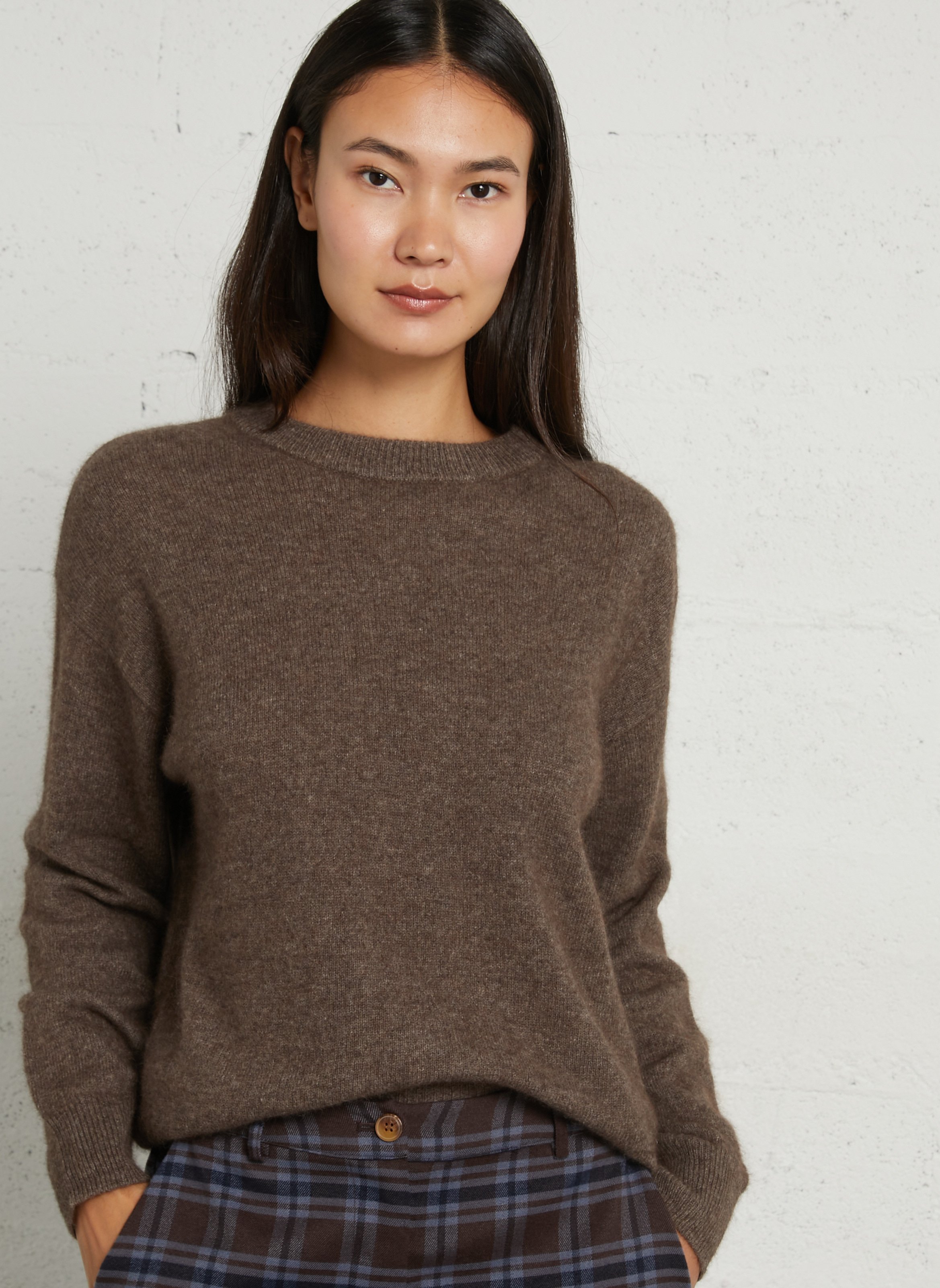 Straight wool-blend sweater with round neck MAJESTIC FILATURES Brown