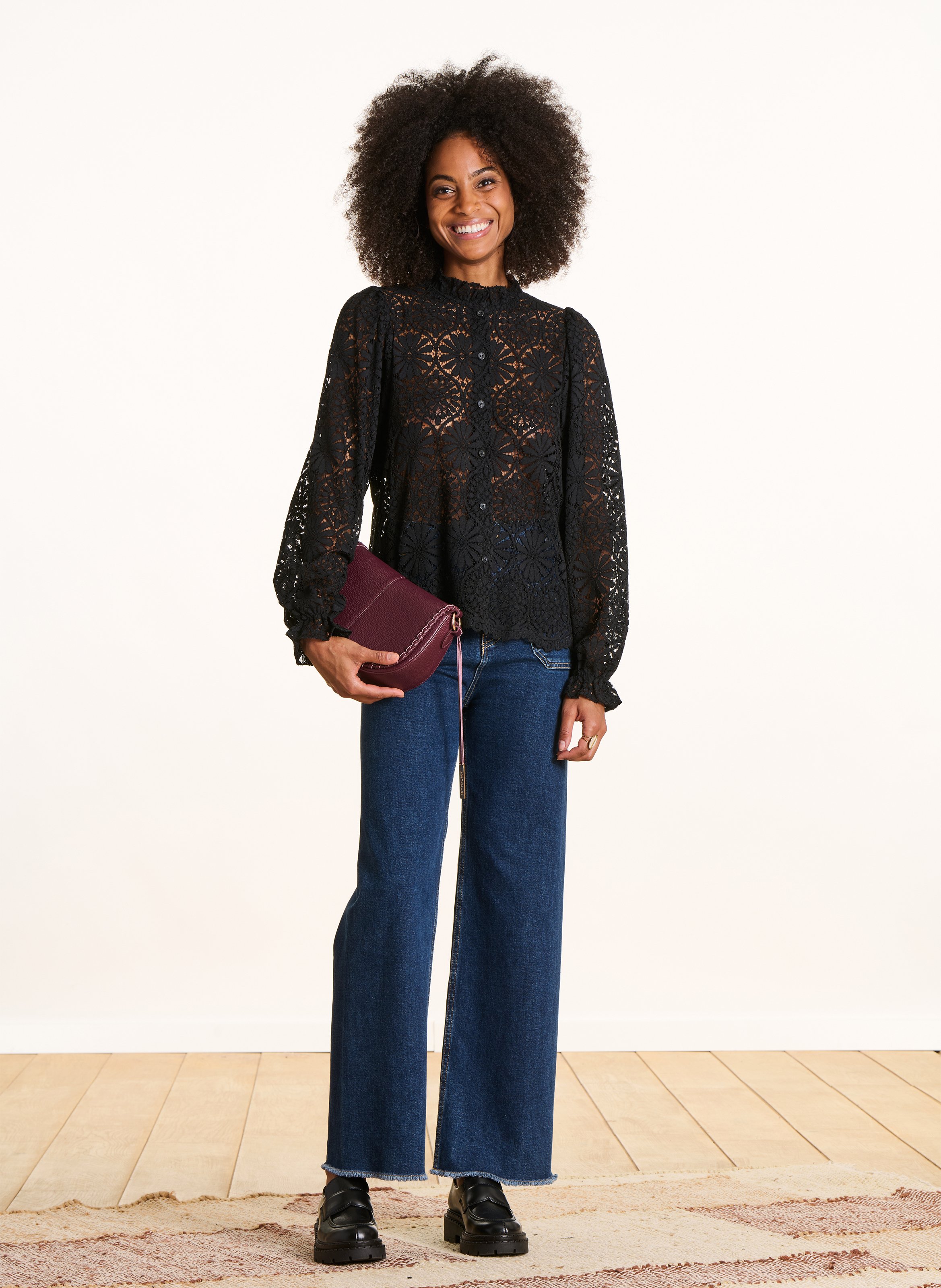 Chemise col victorien en dentelle LA FEE MARABOUTEE Noir