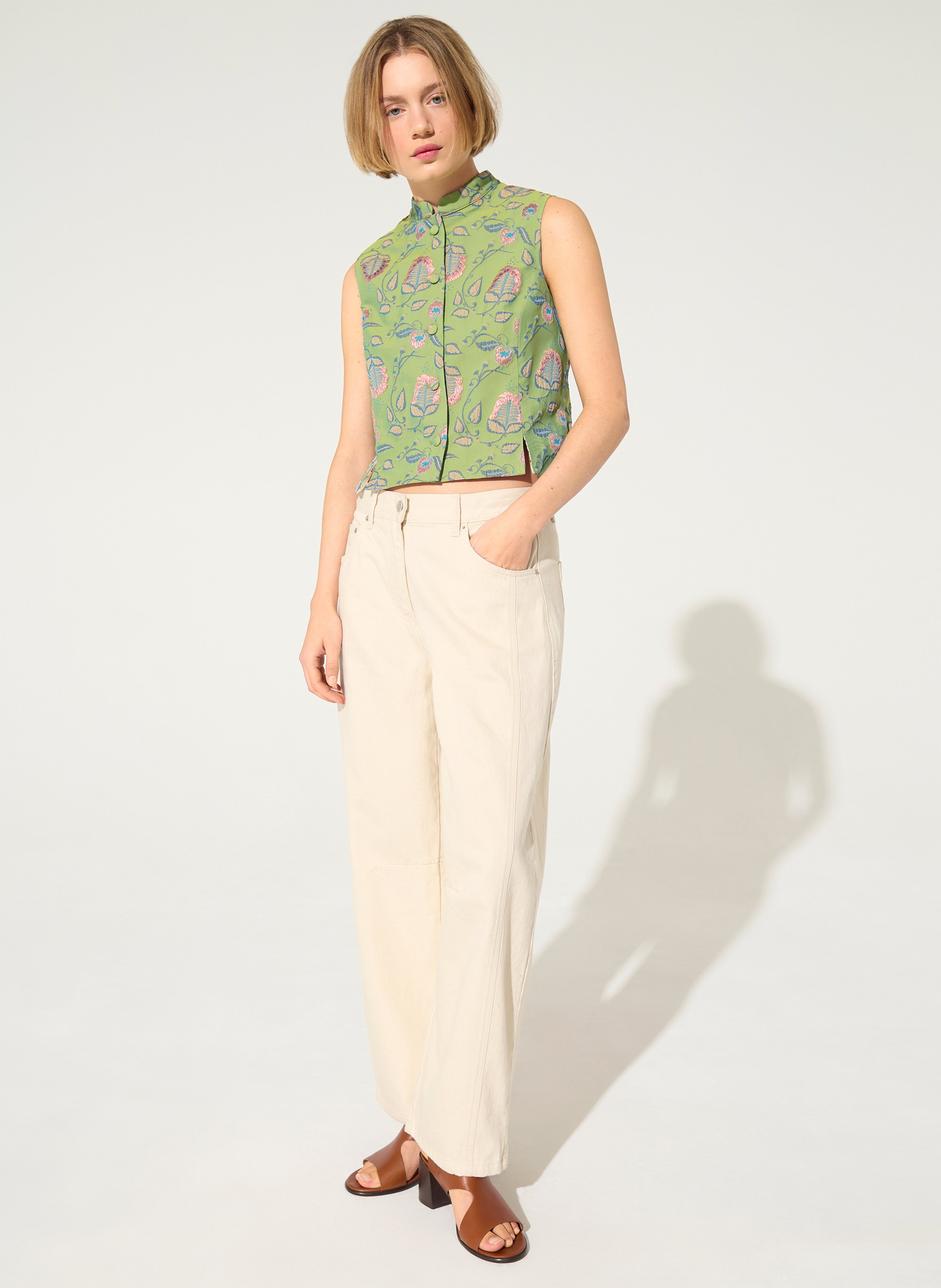 Mao-Kragen-Weste aus Jacquard COTELAC Grun