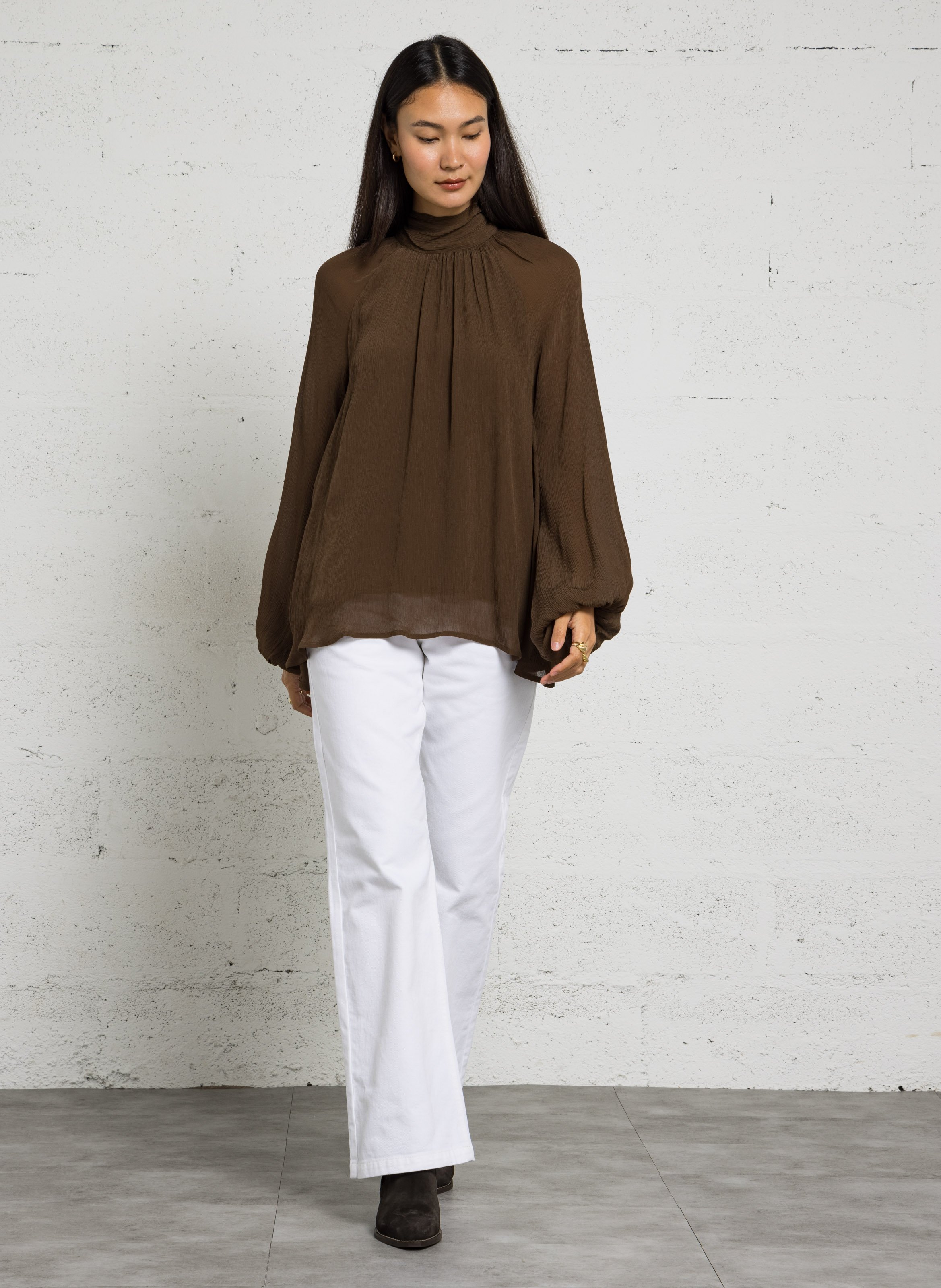 Bluse mit Stehkragen in fließendem Stoff BERENICE Braun