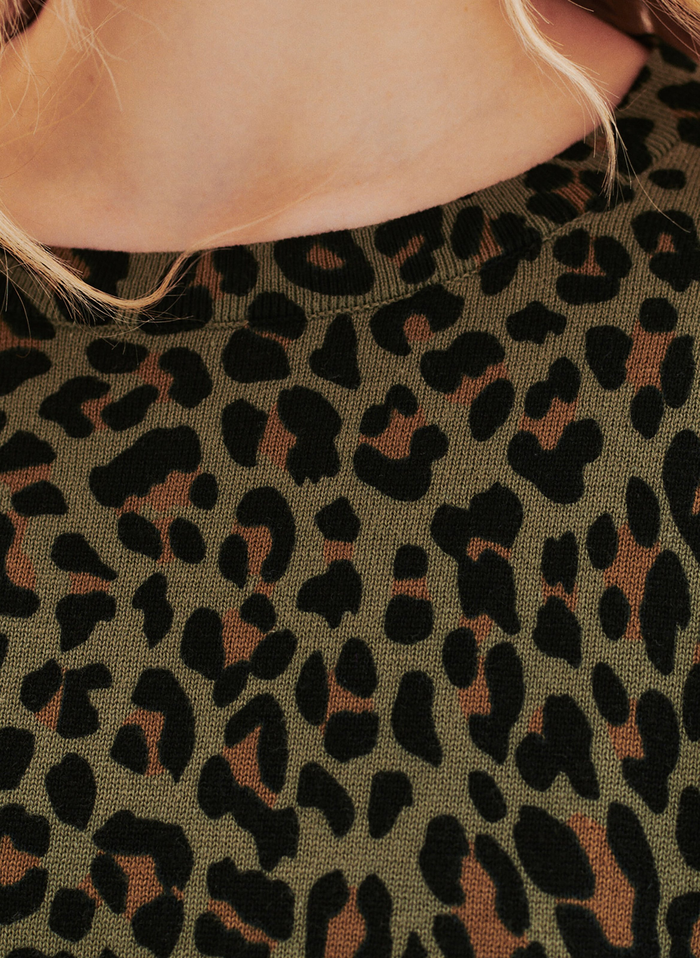Pull à motif léopard CAROLL Vert
