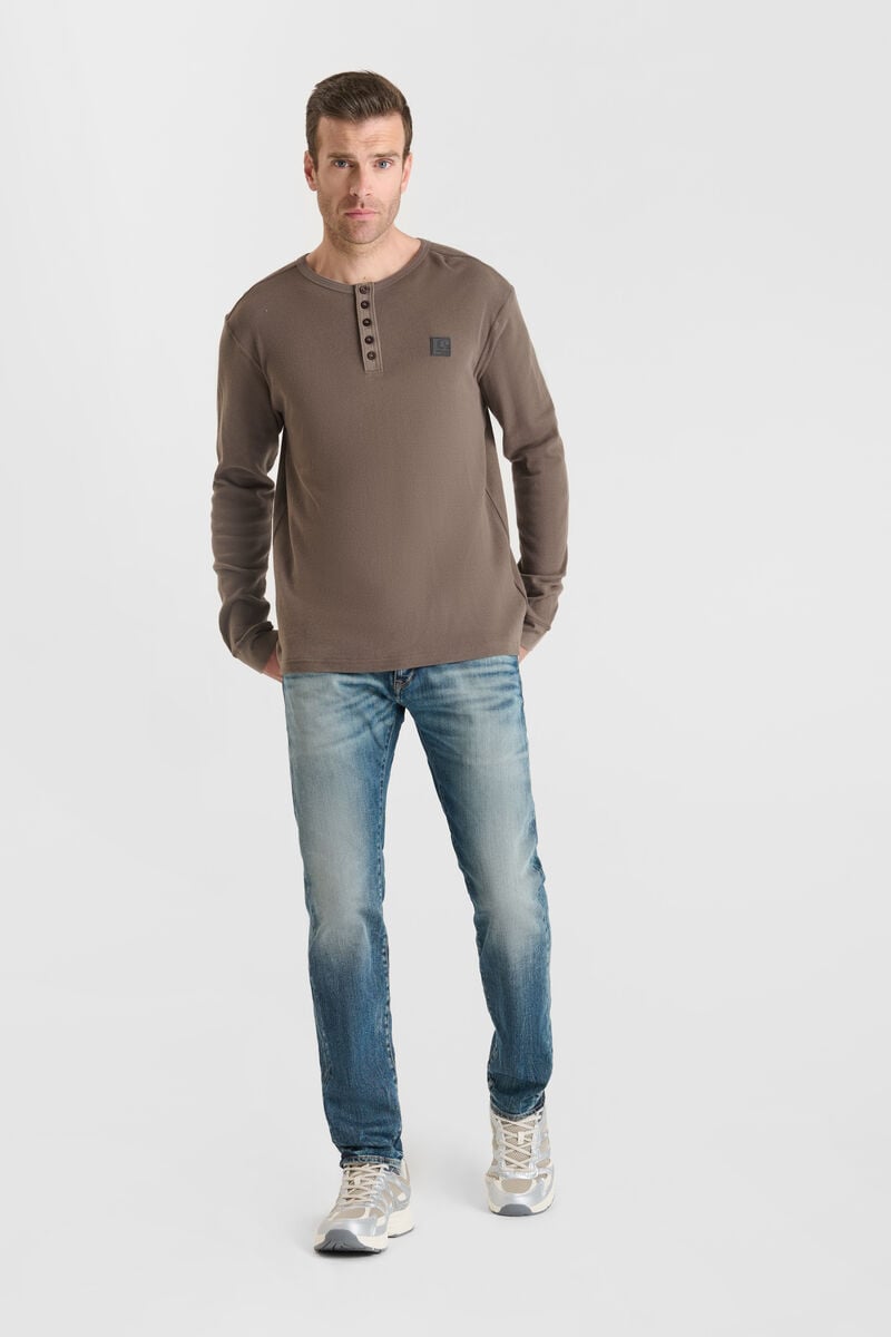 Tommy Badge T-shirt LE TEMPS DES CERISES Brown