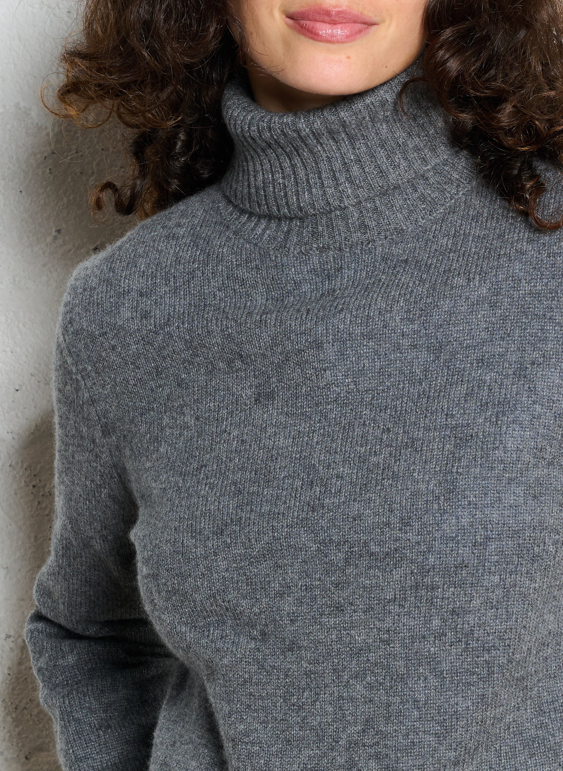 Pull droit col roulé en cachemire MAISON 123 Gris