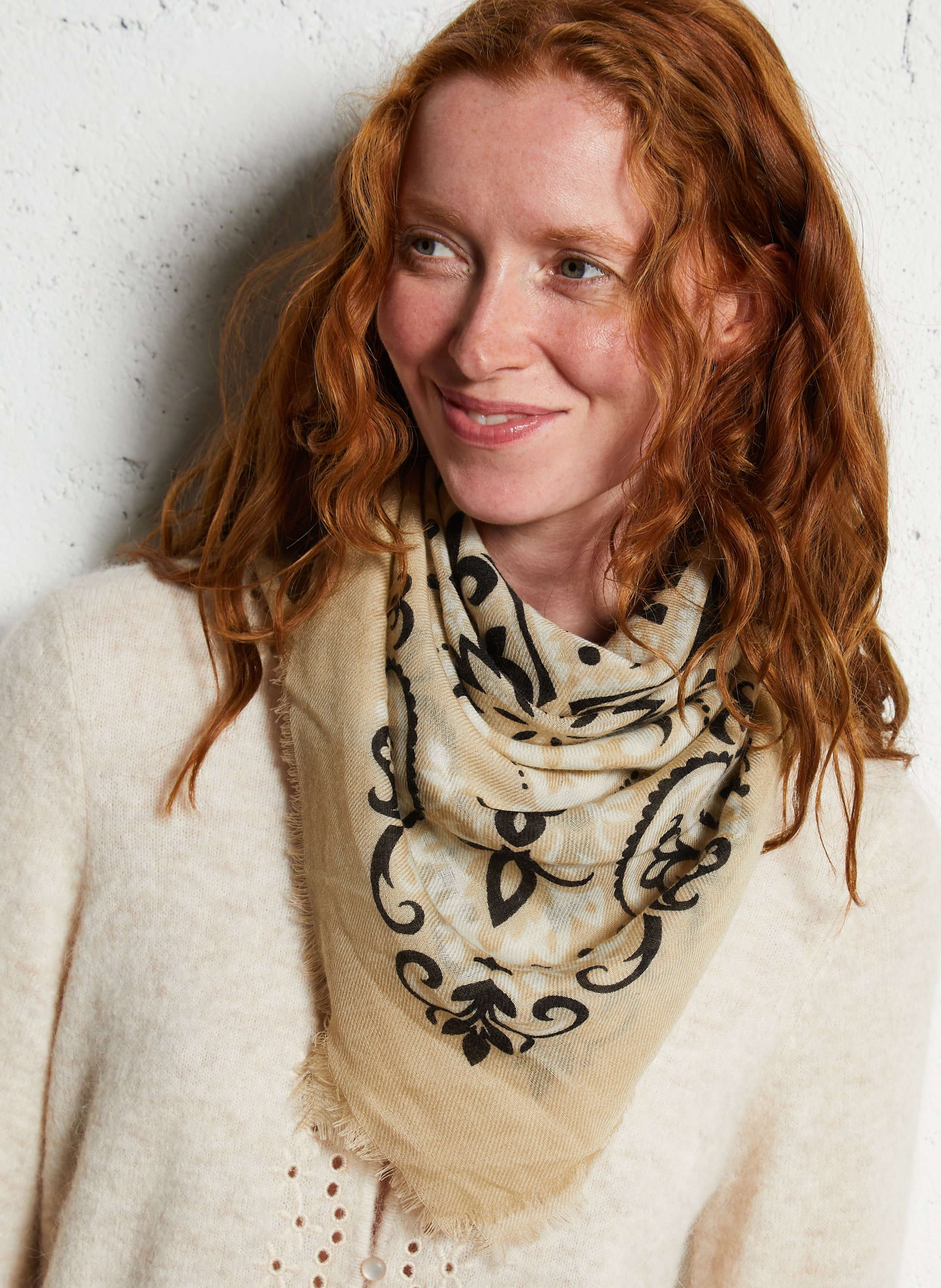 Haddock wool and silk printed scarf MAISON LECOMTE FLAMENT Beige