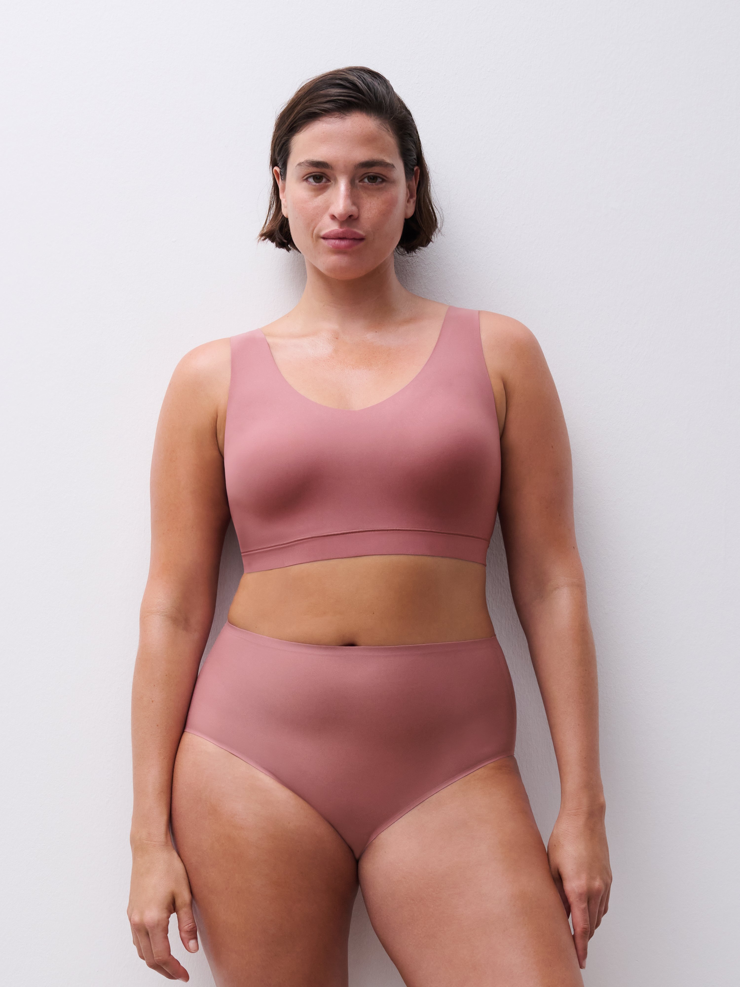 High-waisted lace panties CHANTELLE Brown