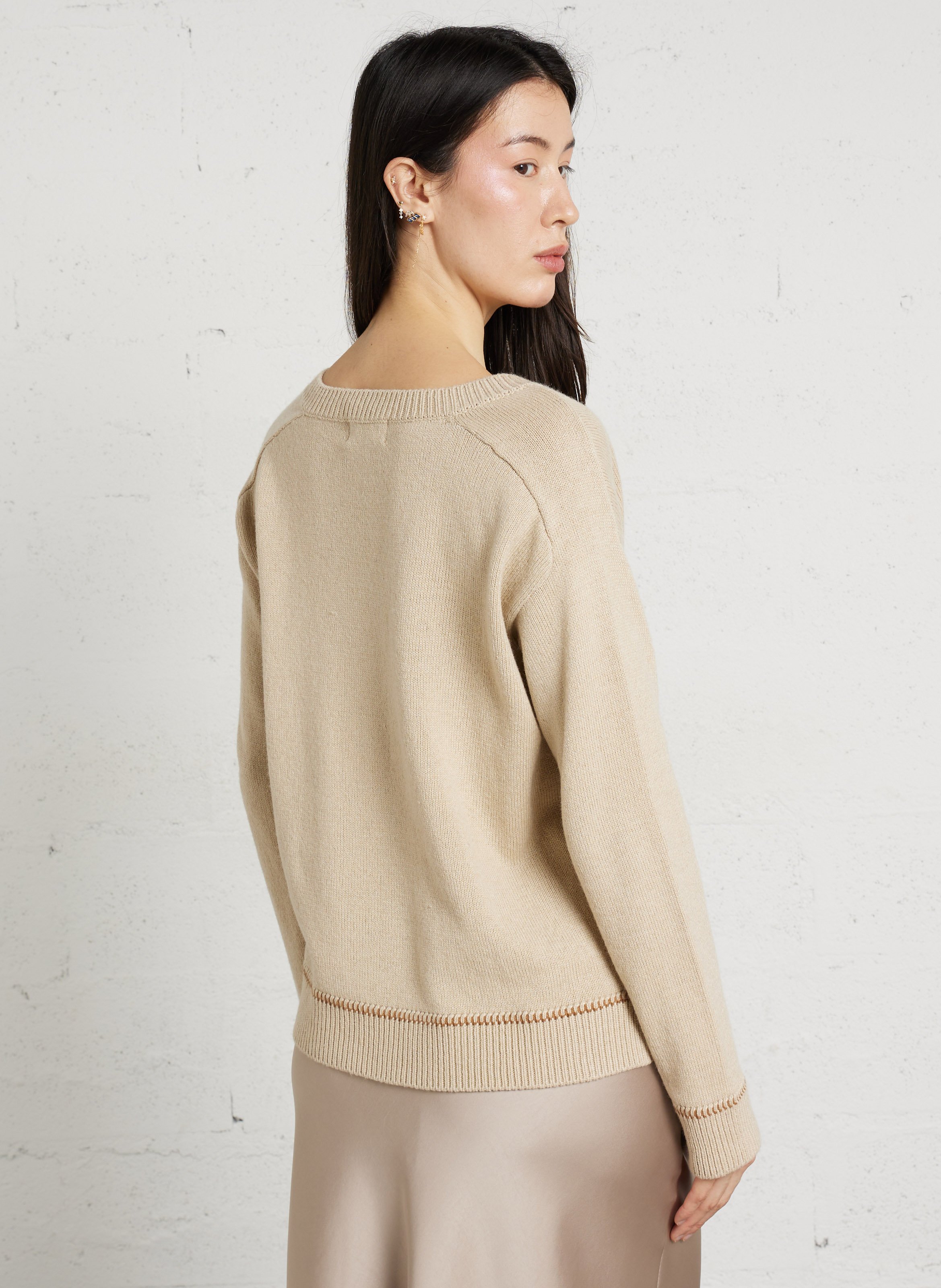 Pull ample col V en maille mélangée MAISON ANJE Beige