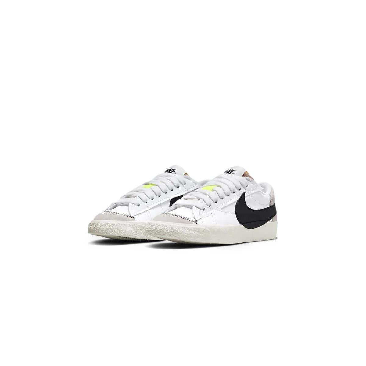 Low-top sneakers NIKE White
