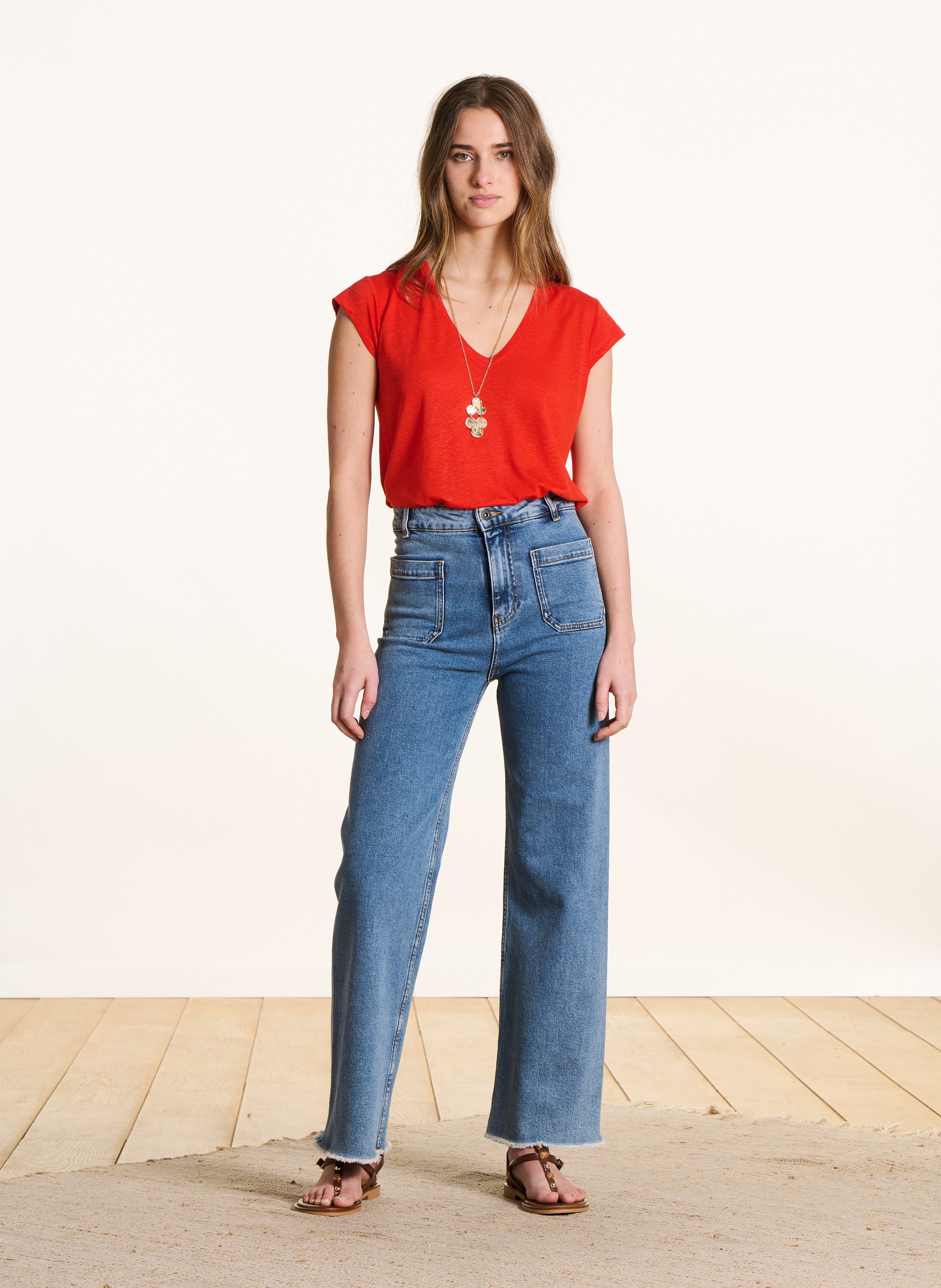 Gerader einfarbiger V-Ausschnitt T-Shirt LA FEE MARABOUTEE Rosa