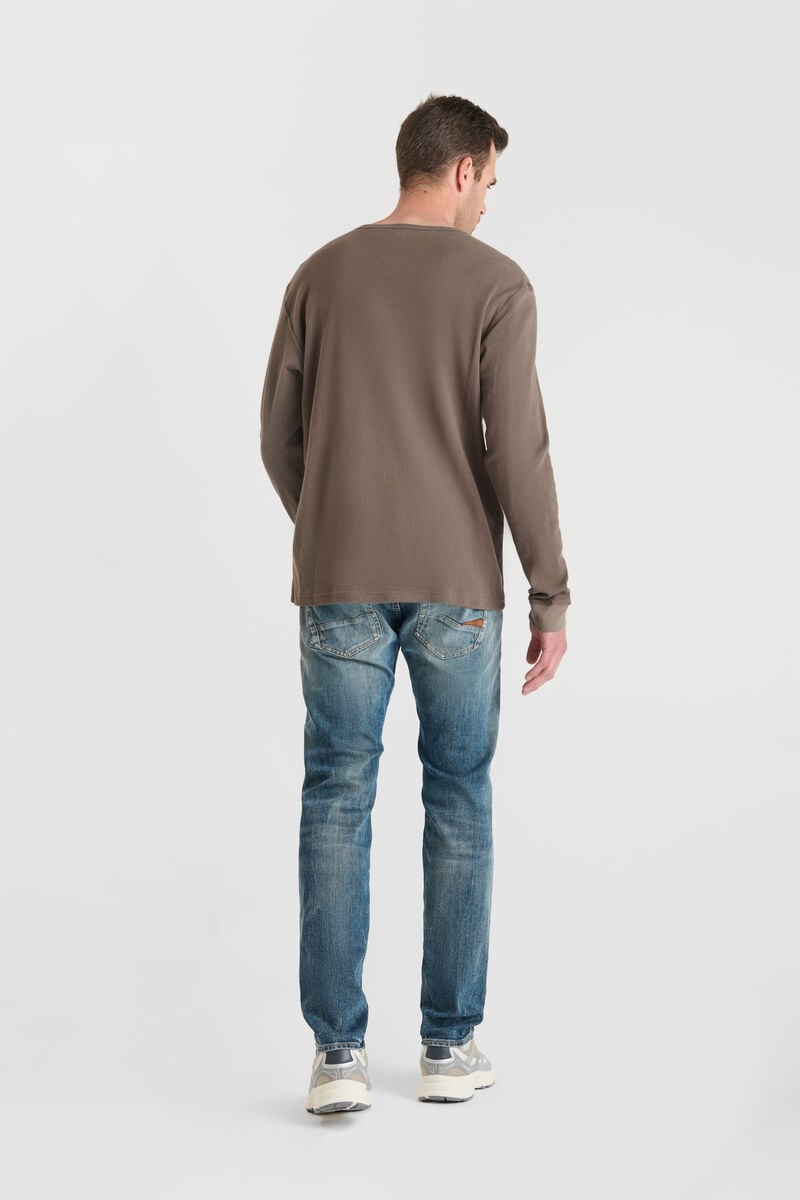 Tommy Badge T-shirt LE TEMPS DES CERISES Brown