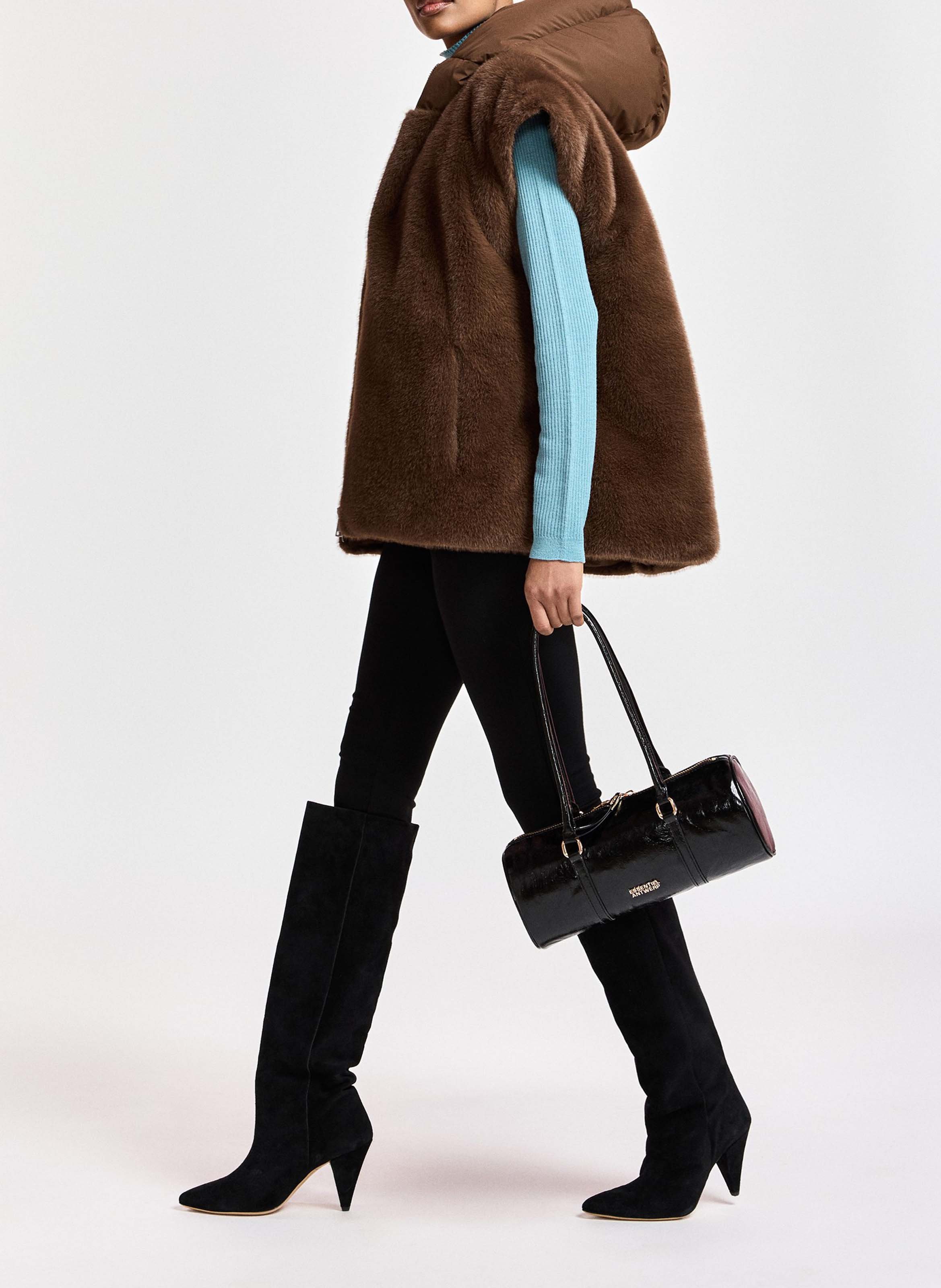 Oversized gewatteerde jas met synthetische bontvoering ESSENTIEL ANTWERP Bruin