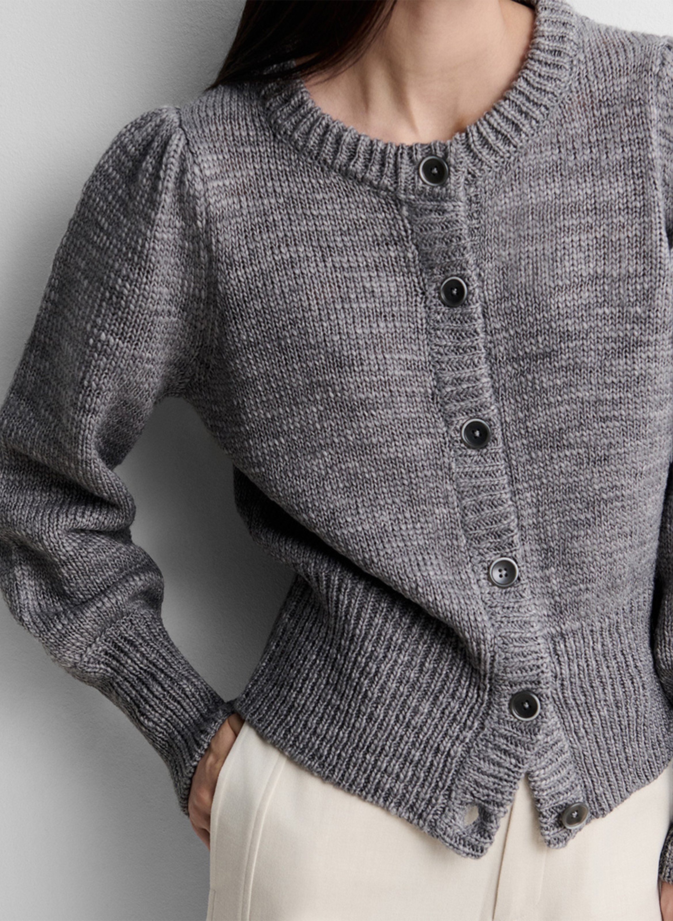 Cardigan court en maille uni SIMORRA Gris