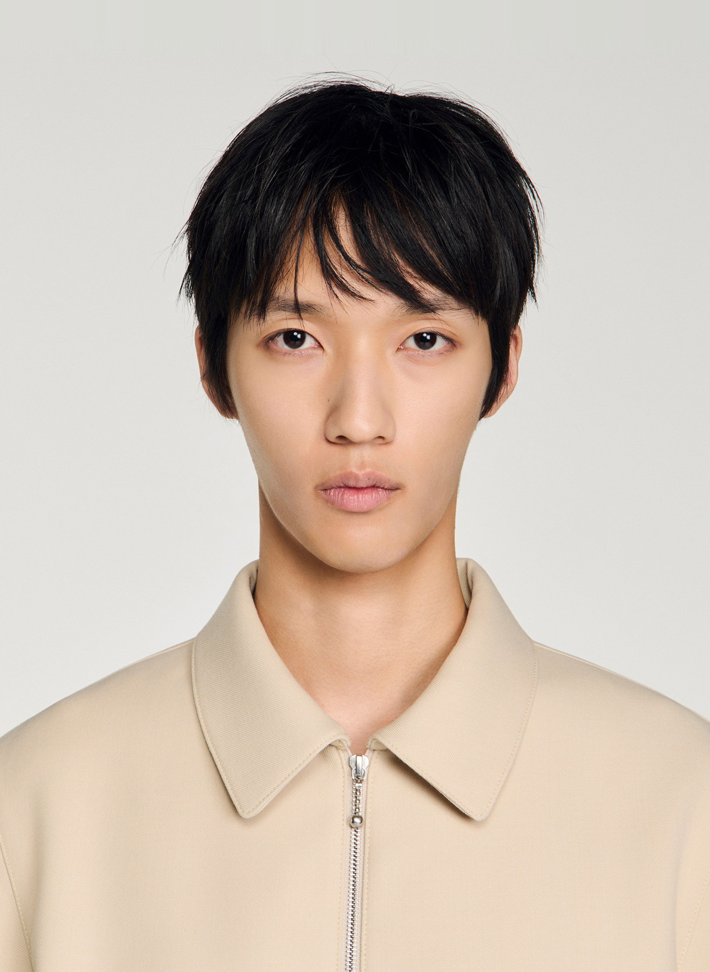 Jack met klassieke kraag SANDRO Beige