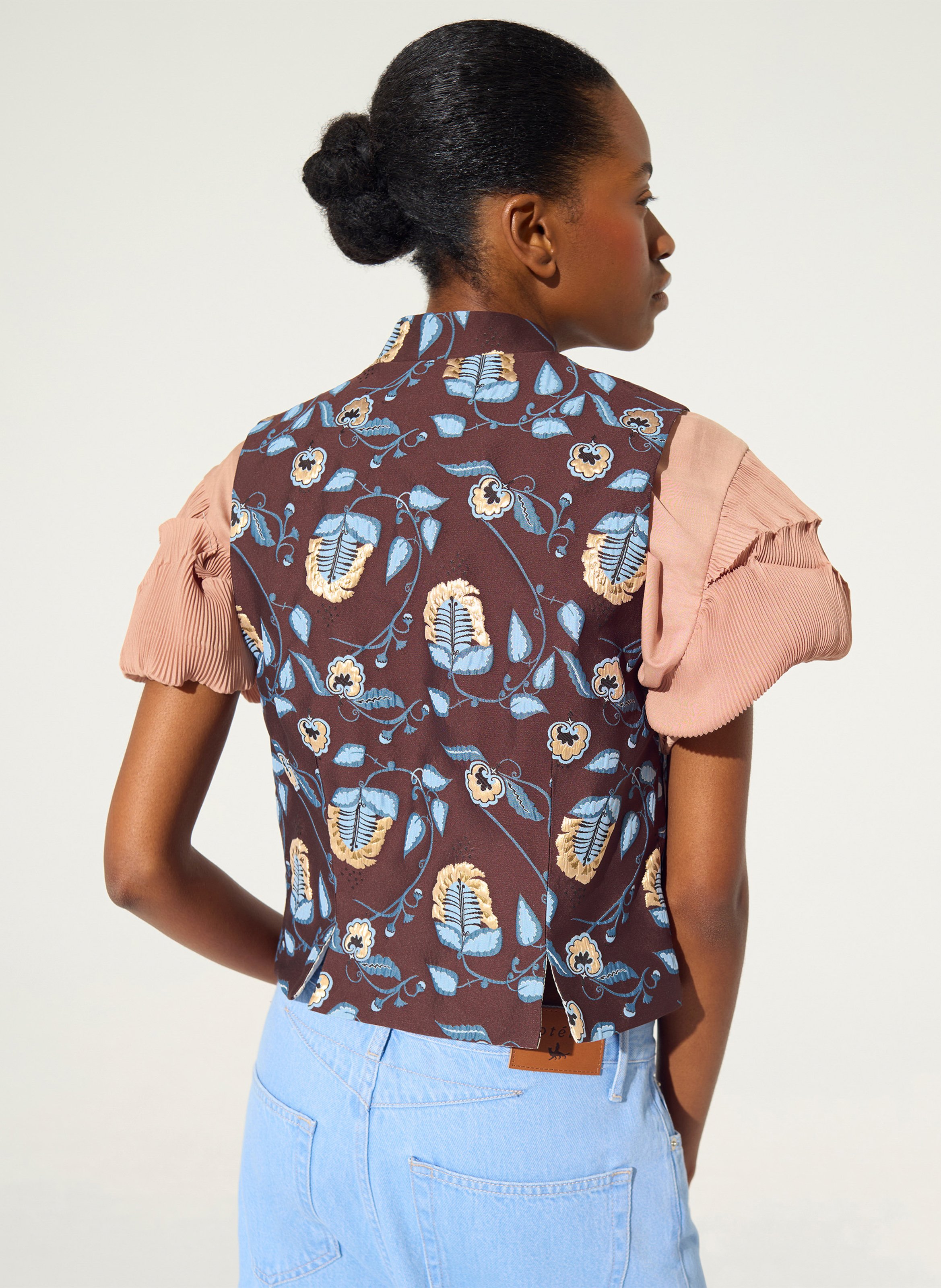 Mao-Kragen-Weste aus Jacquard COTELAC Violett