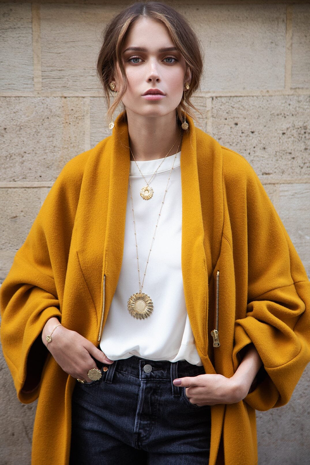 Gold-plated flower pendant Golden