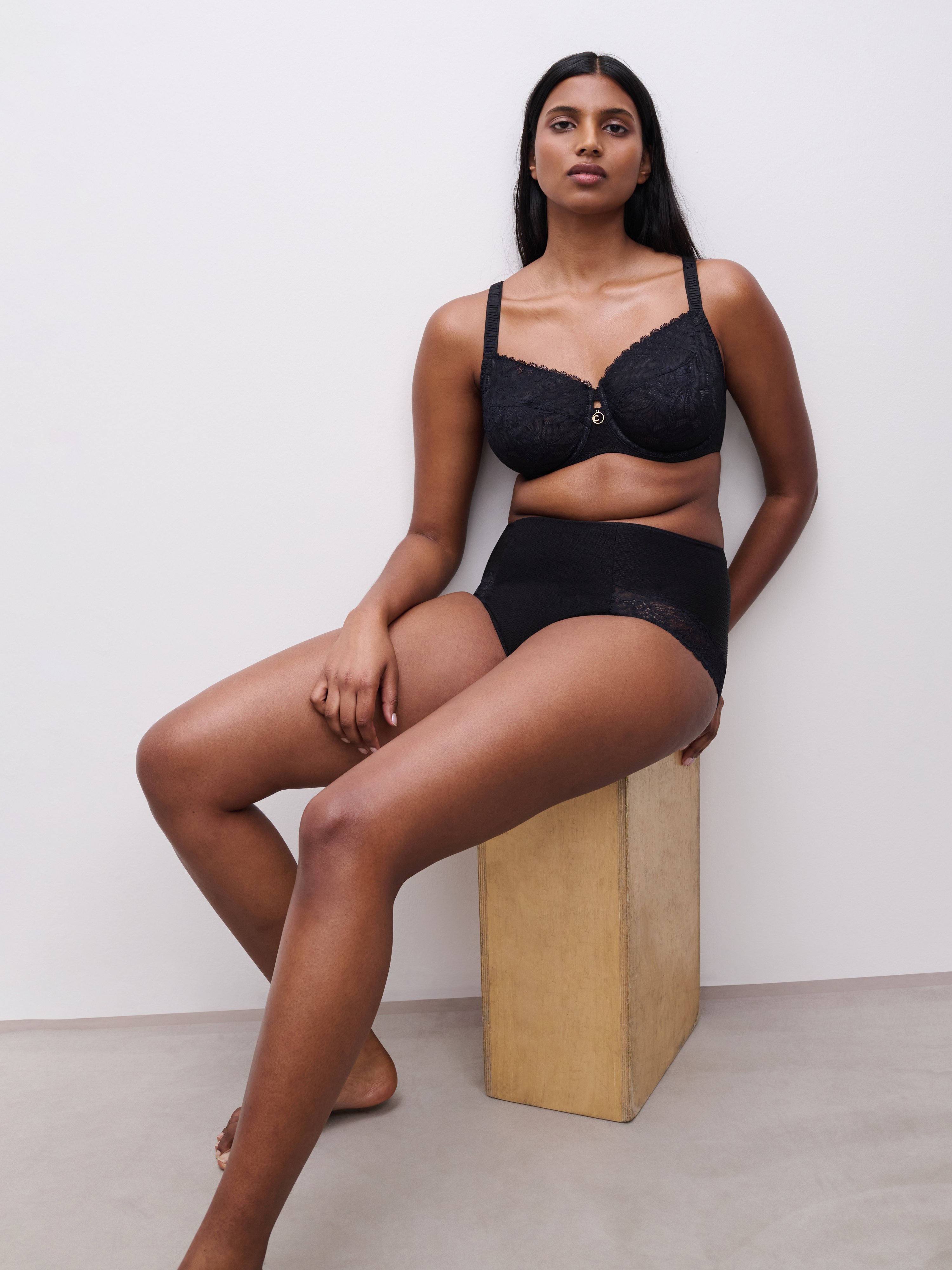 Full-cup bra CHANTELLE Black