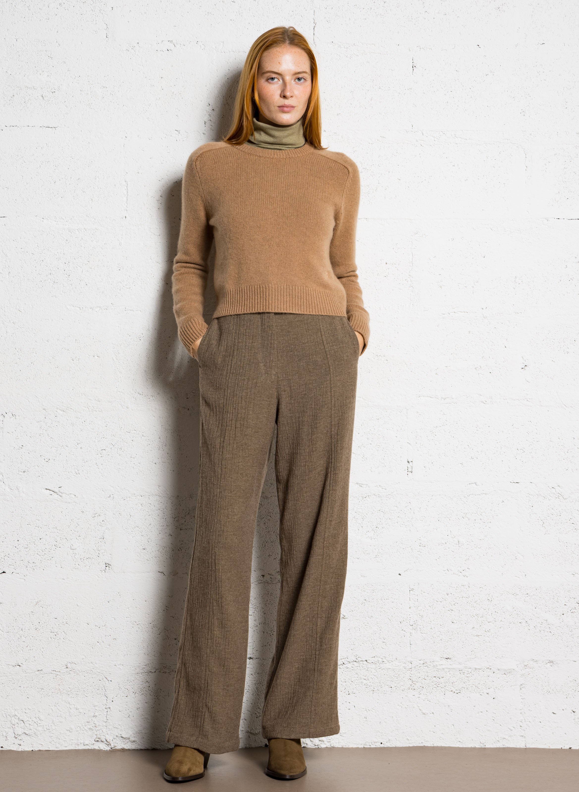 Pull droit col rond en cachemire KUJTEN Marron