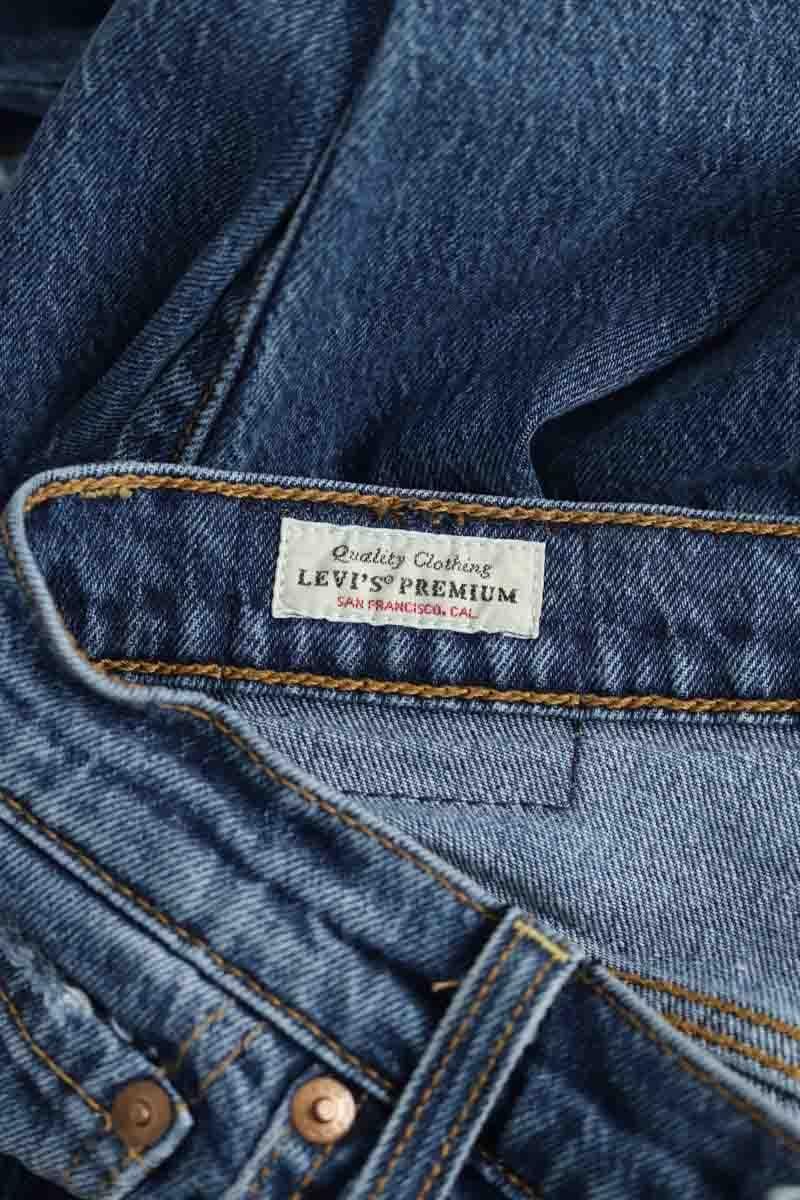 - Straight-leg jeans
- 5 pockets
- Straight cut
- Faded effect LEVI'S - Seconde main Blue