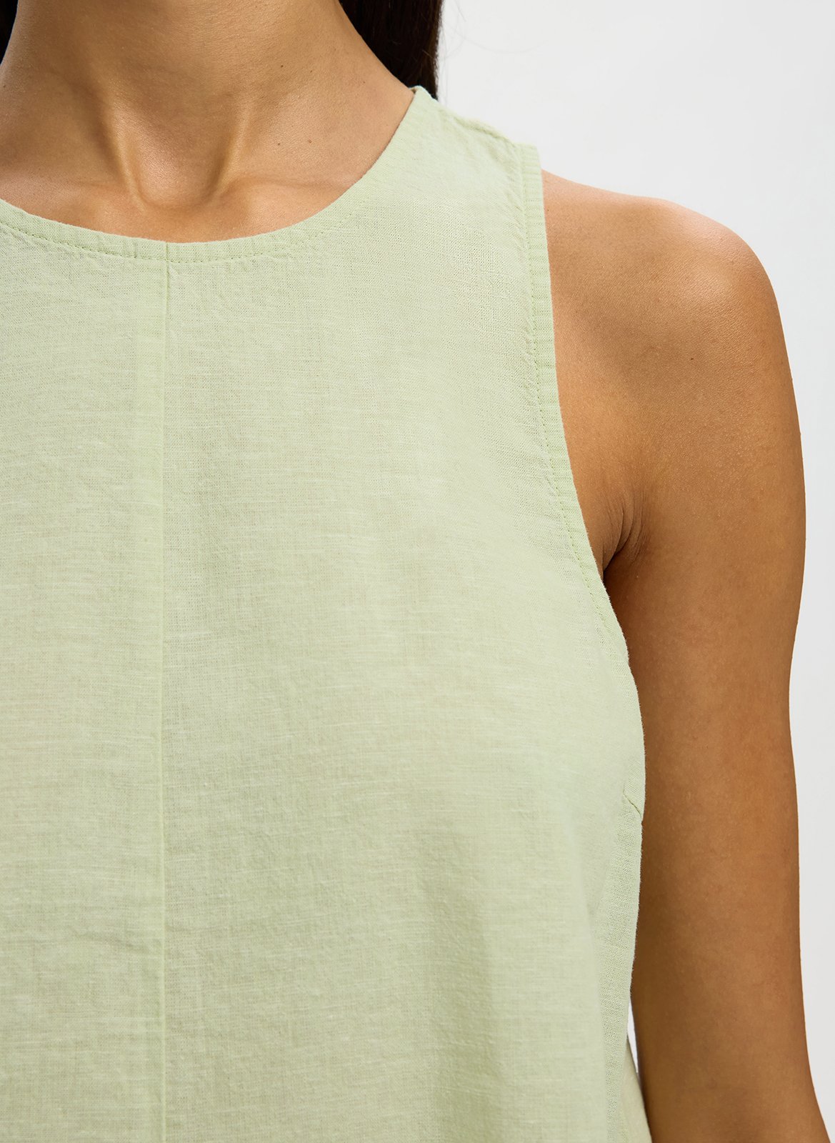 Round-neck top in blended linen and organic cotton SELECTED Green