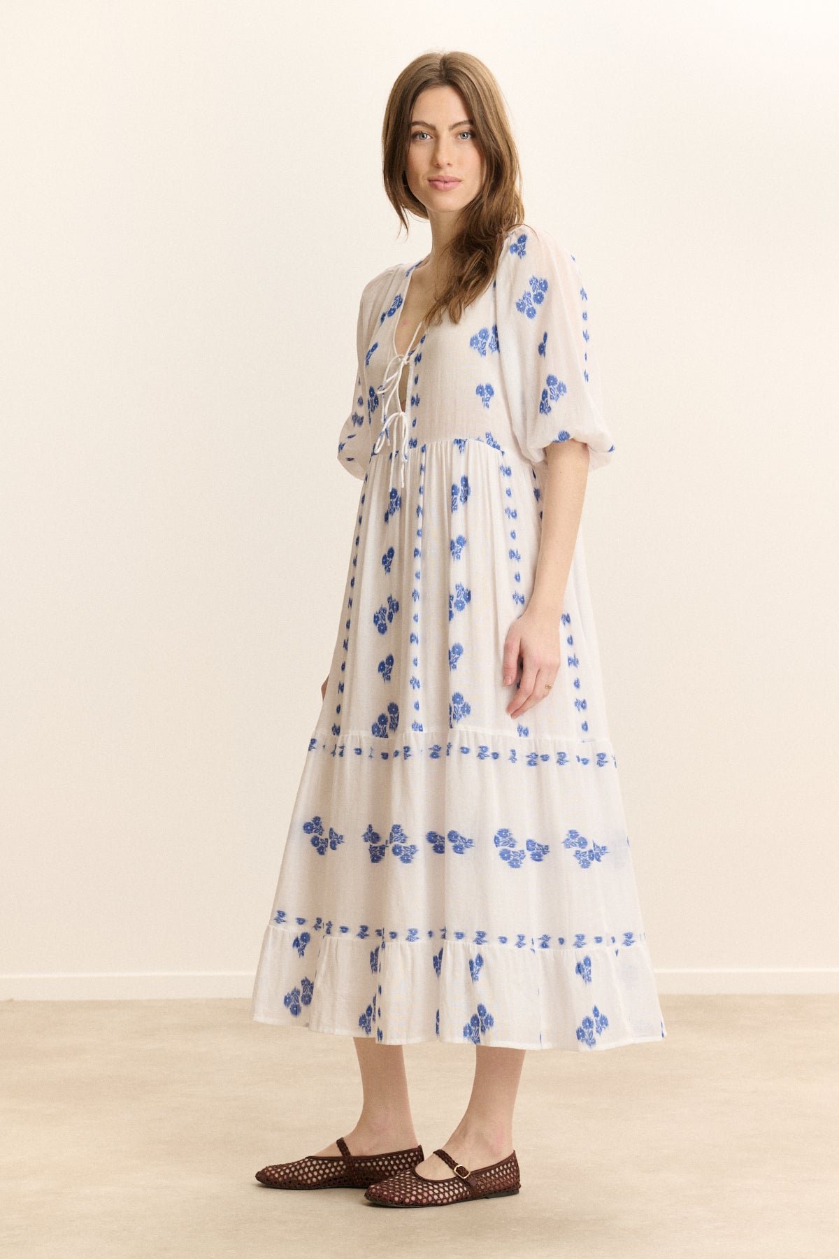 Robe longue brodée manches courtes GARANCE PARIS Blanc
