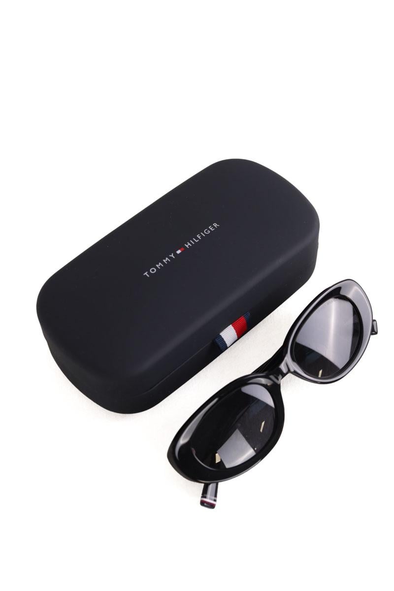 Protective glasses TOMMY HILFIGER - SECONDE MAIN Black