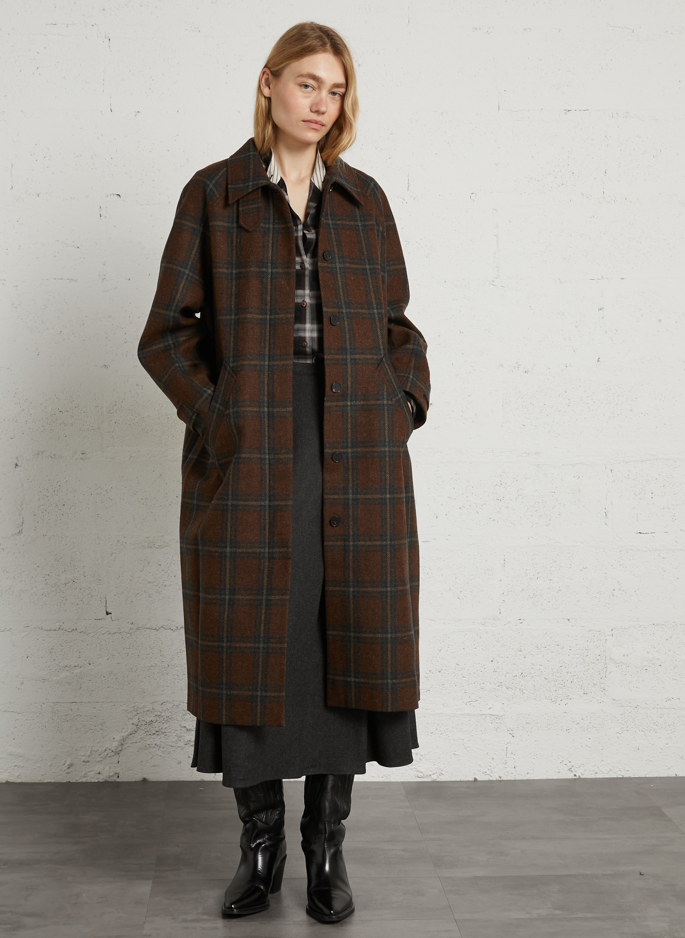 Halflange jas met geribbelde kraag van katoen. BARBOUR Zwart