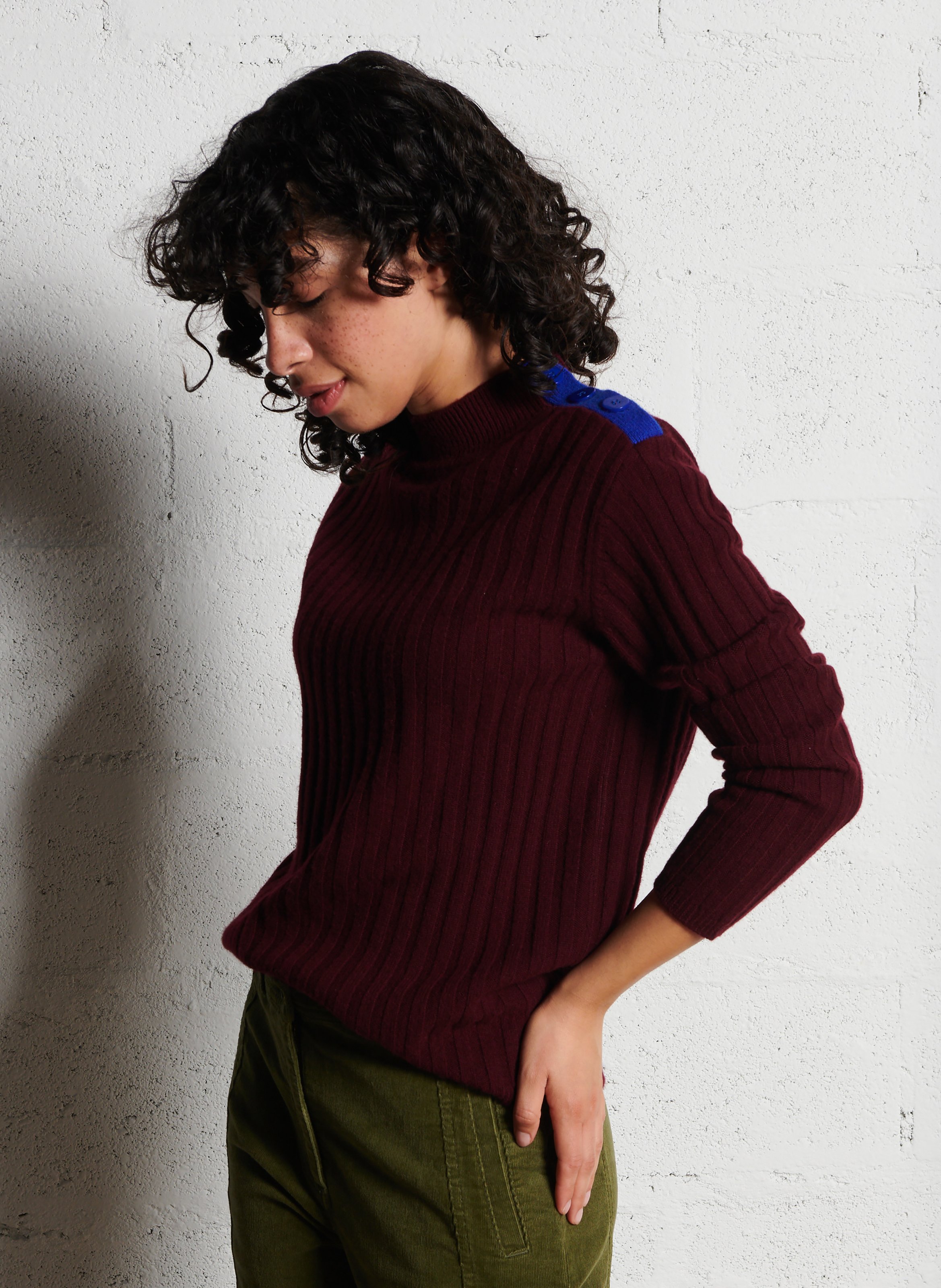 Pull droit boutonne en laine et cachemire Violet