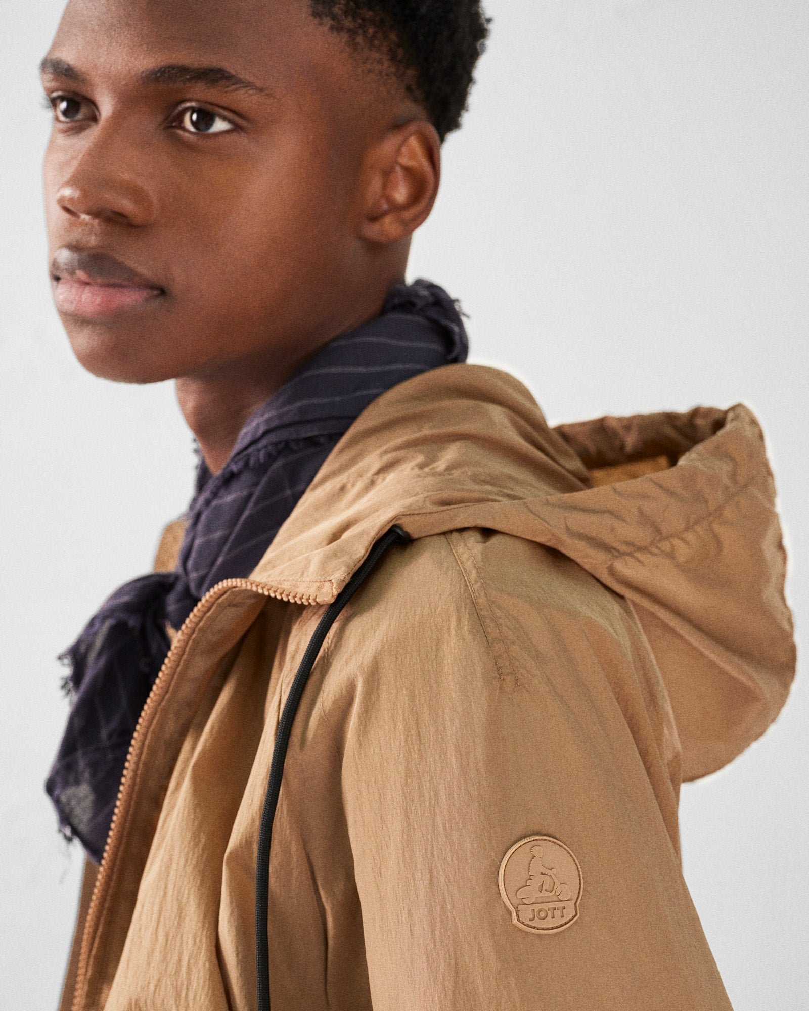 Light hooded windbreaker jacket storm JOTT Brown