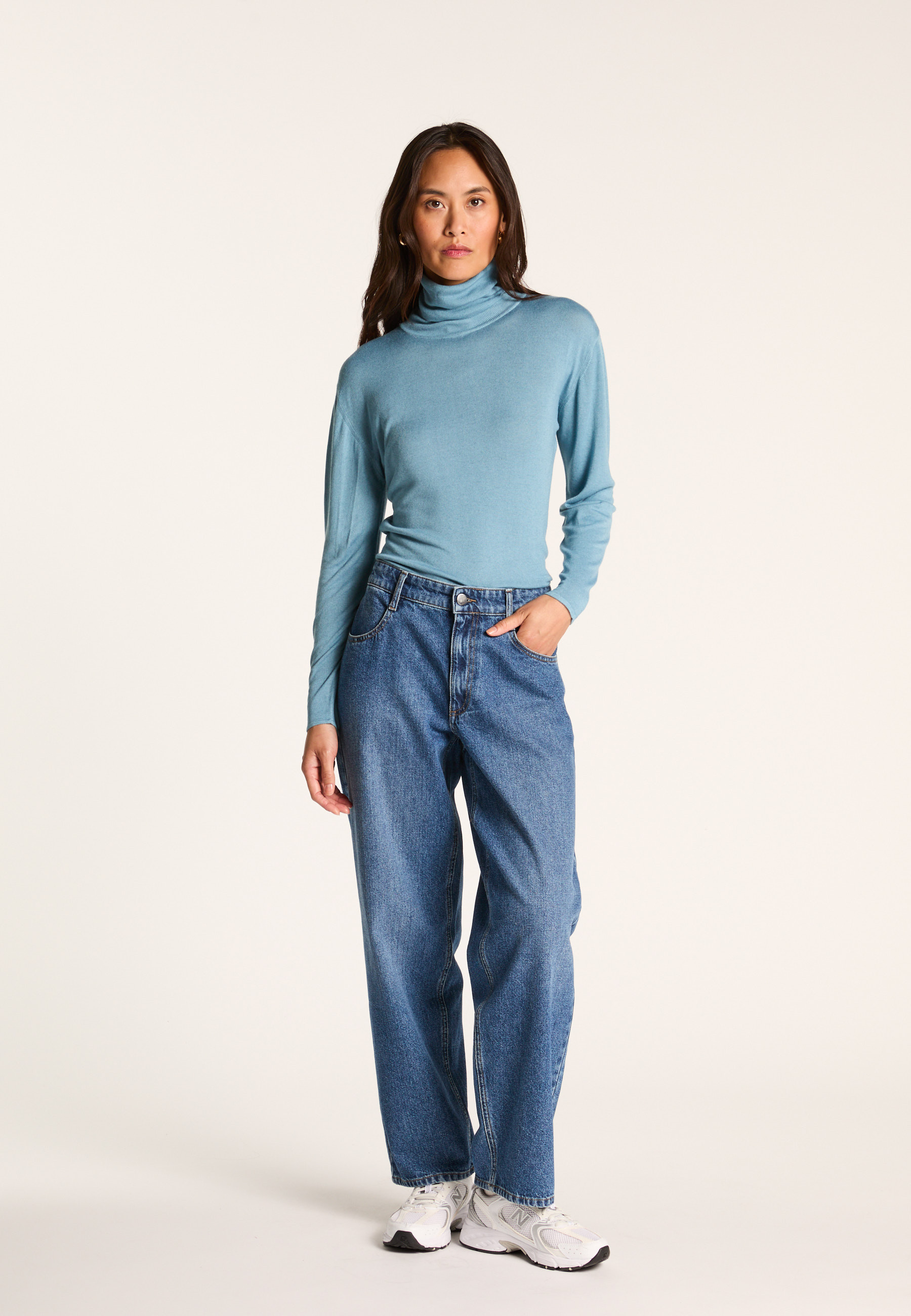 Turtleneck T-shirt in bamboo cashmere fiber MAISON MONTAGUT Blue