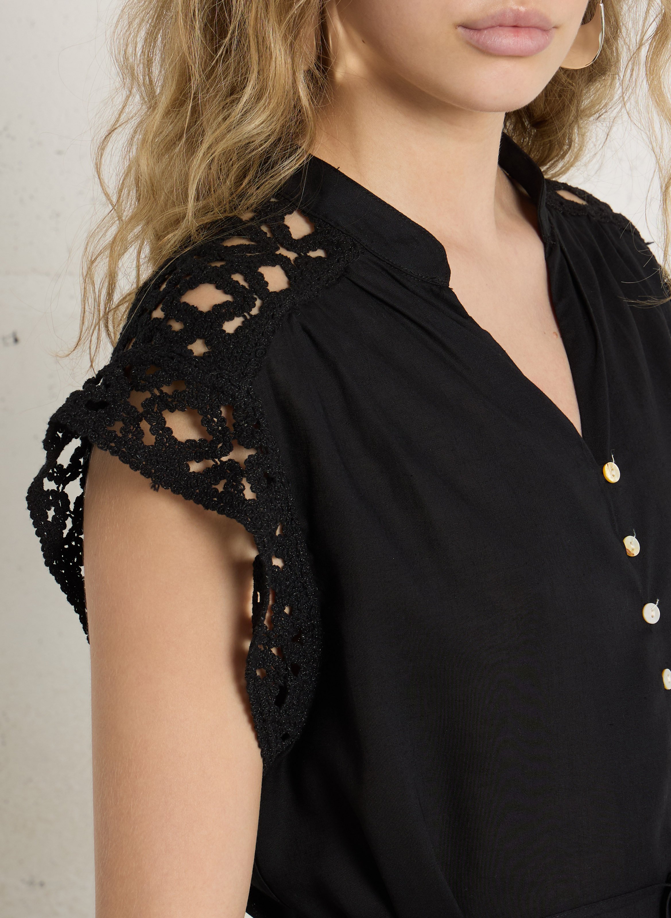 Top met kanten ceintuur in gemengd linnen THE KORNER Zwart