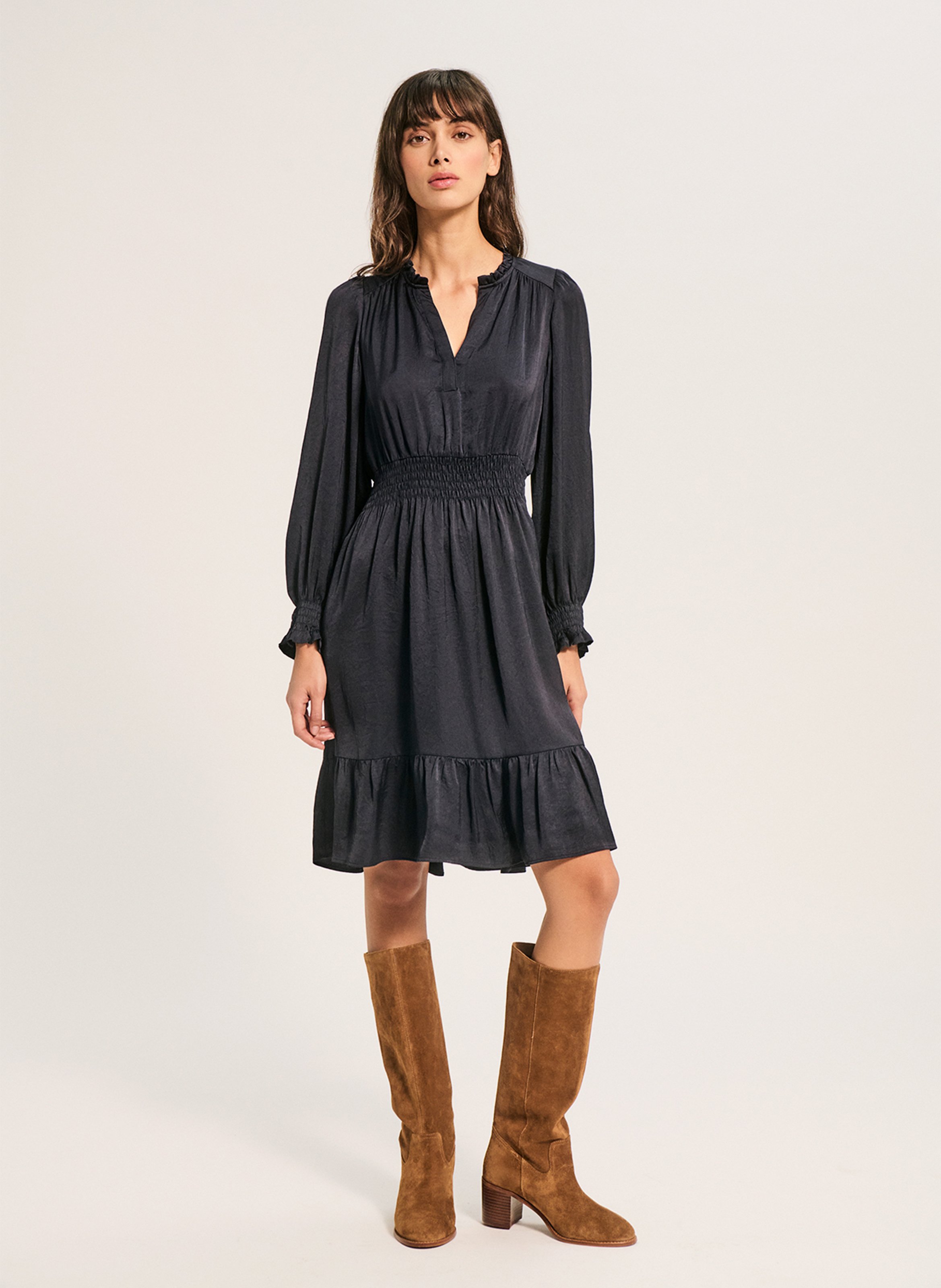 Robe courte cintrée col tunisien PABLO