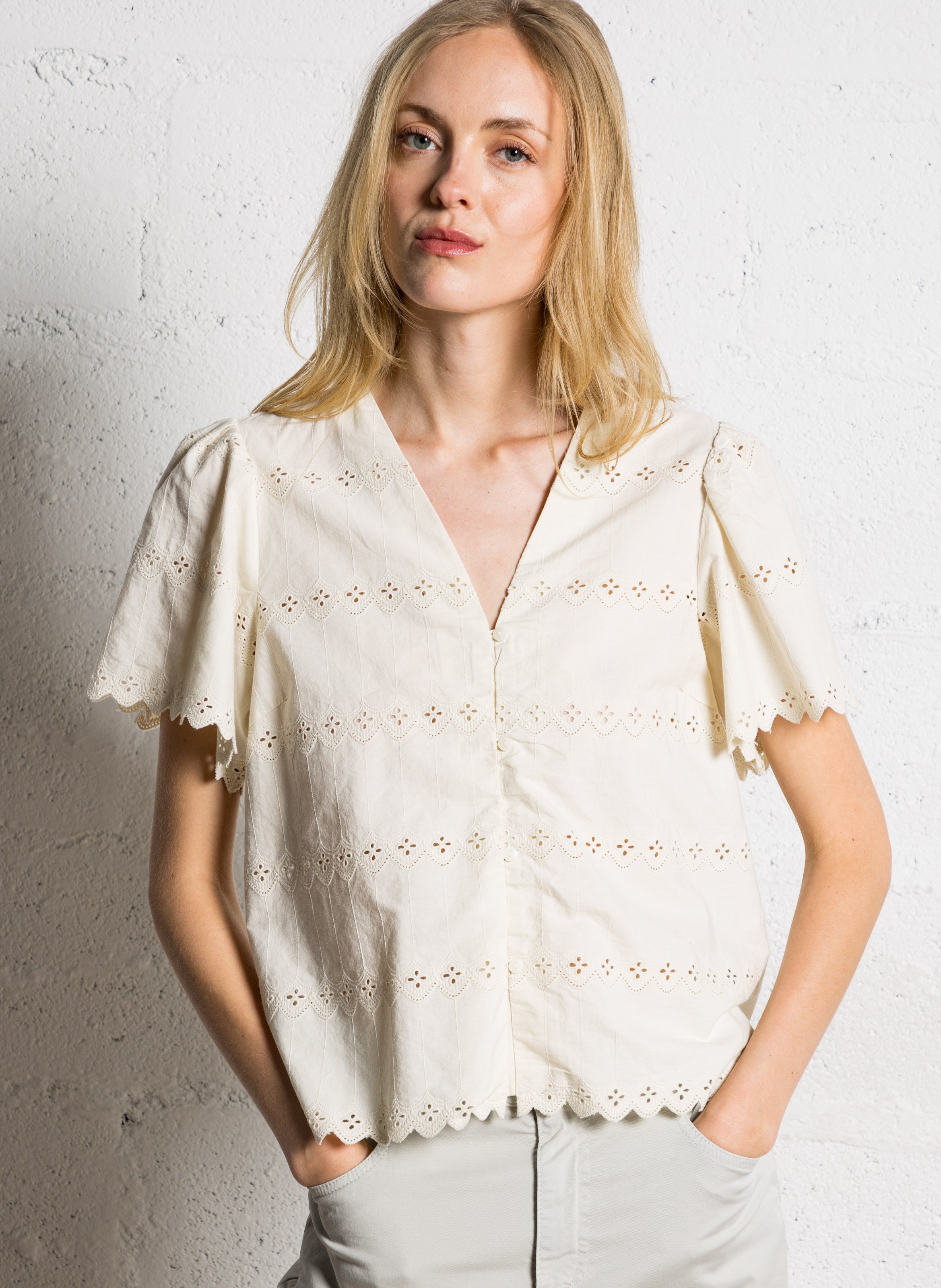 Straight shirt in embroidered organic cotton VILA