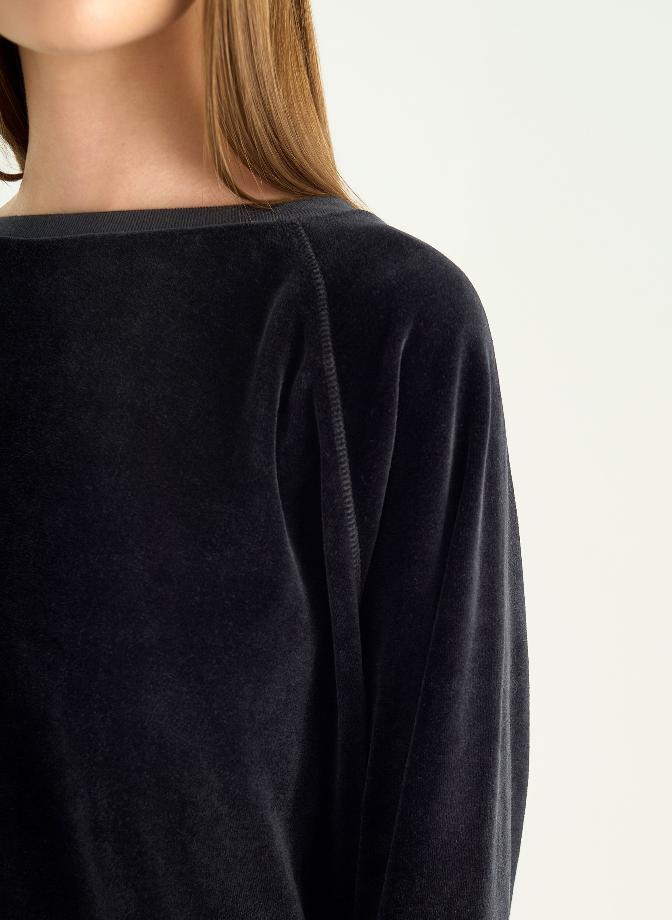 Oversize Rundhalsausschnitt Sweatshirt ACOTE Schwarz