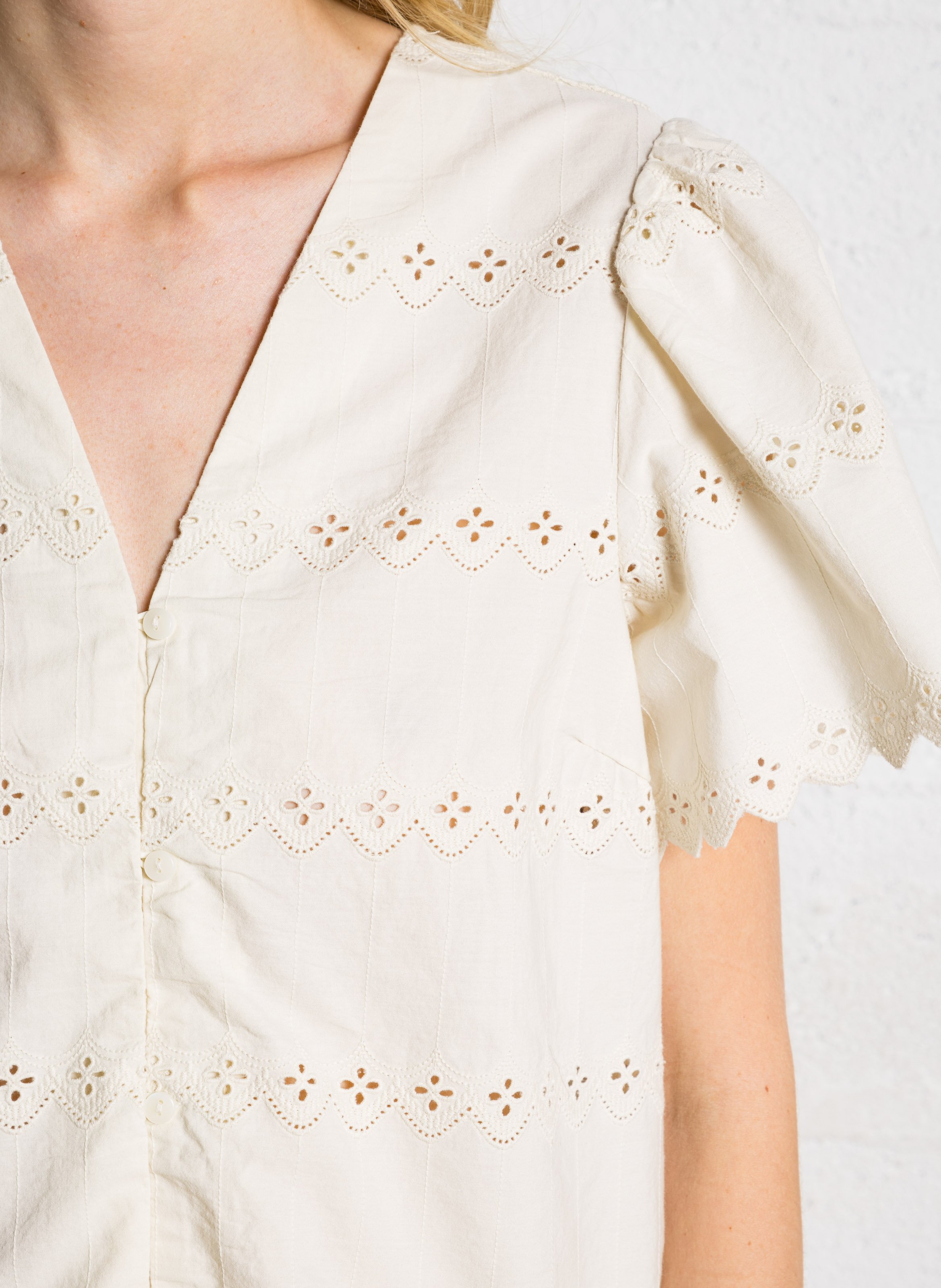Straight shirt in embroidered organic cotton VILA Beige