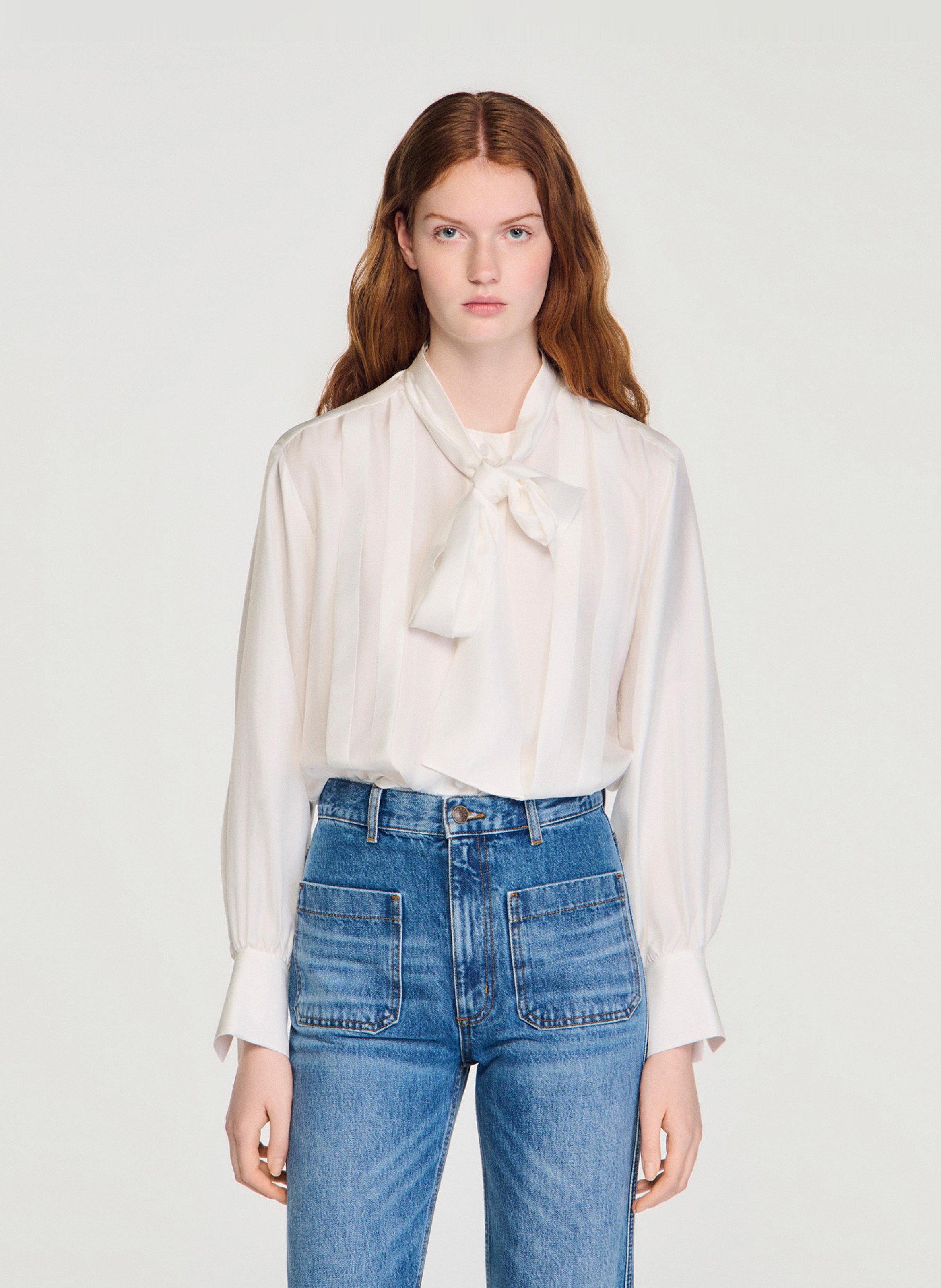 Blouse col lavallière en soie SANDRO Beige