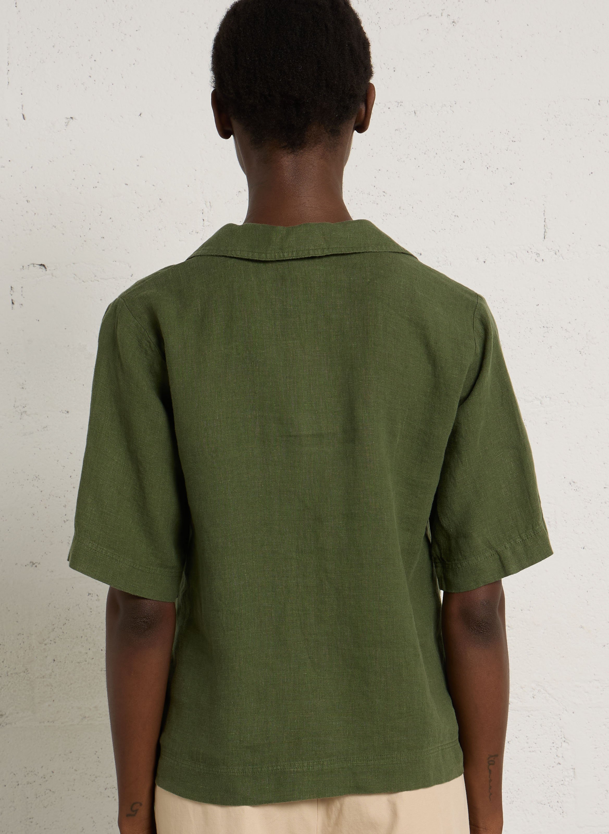 Blusa cuello camisa de lino MAISON 123 Caqui
