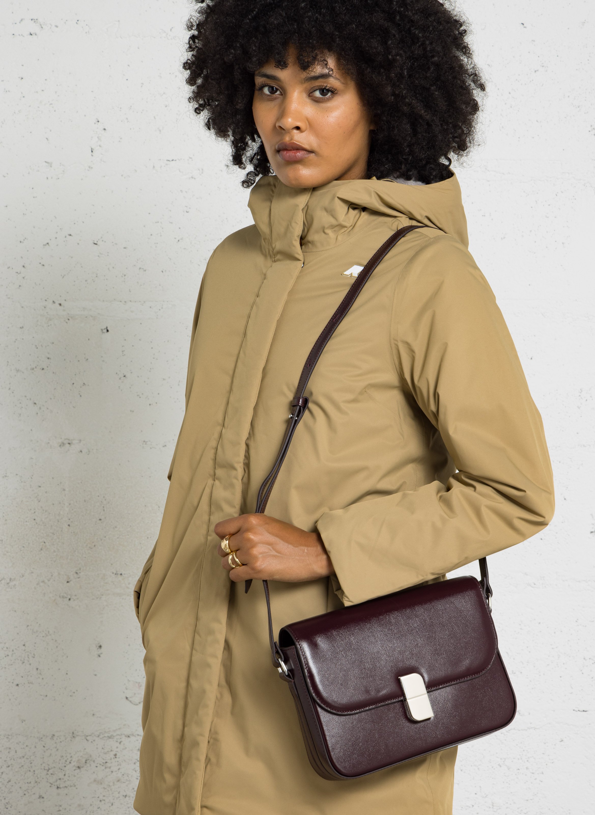 Sac bandoulière à rabat en cuir NAT & NIN Violet