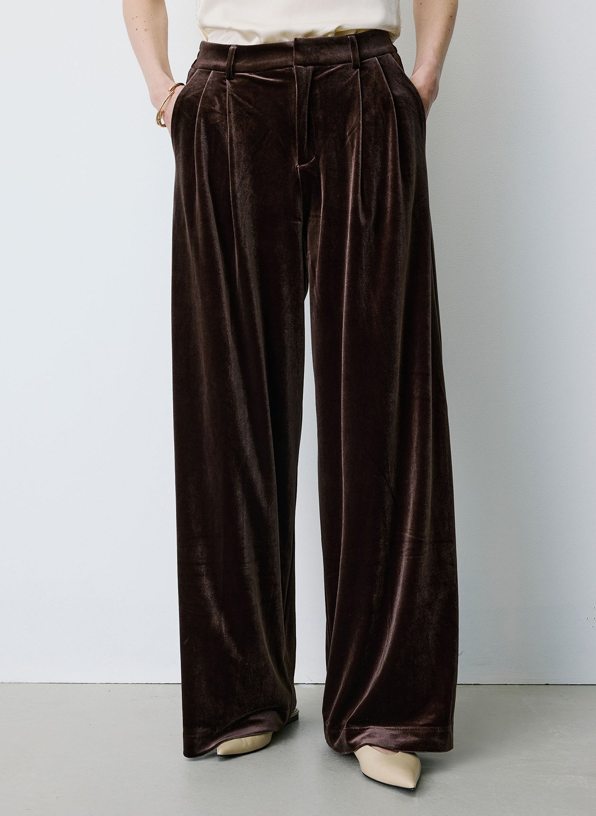 Wijde fluwelen pantalon met plooien GRACE ET MILA