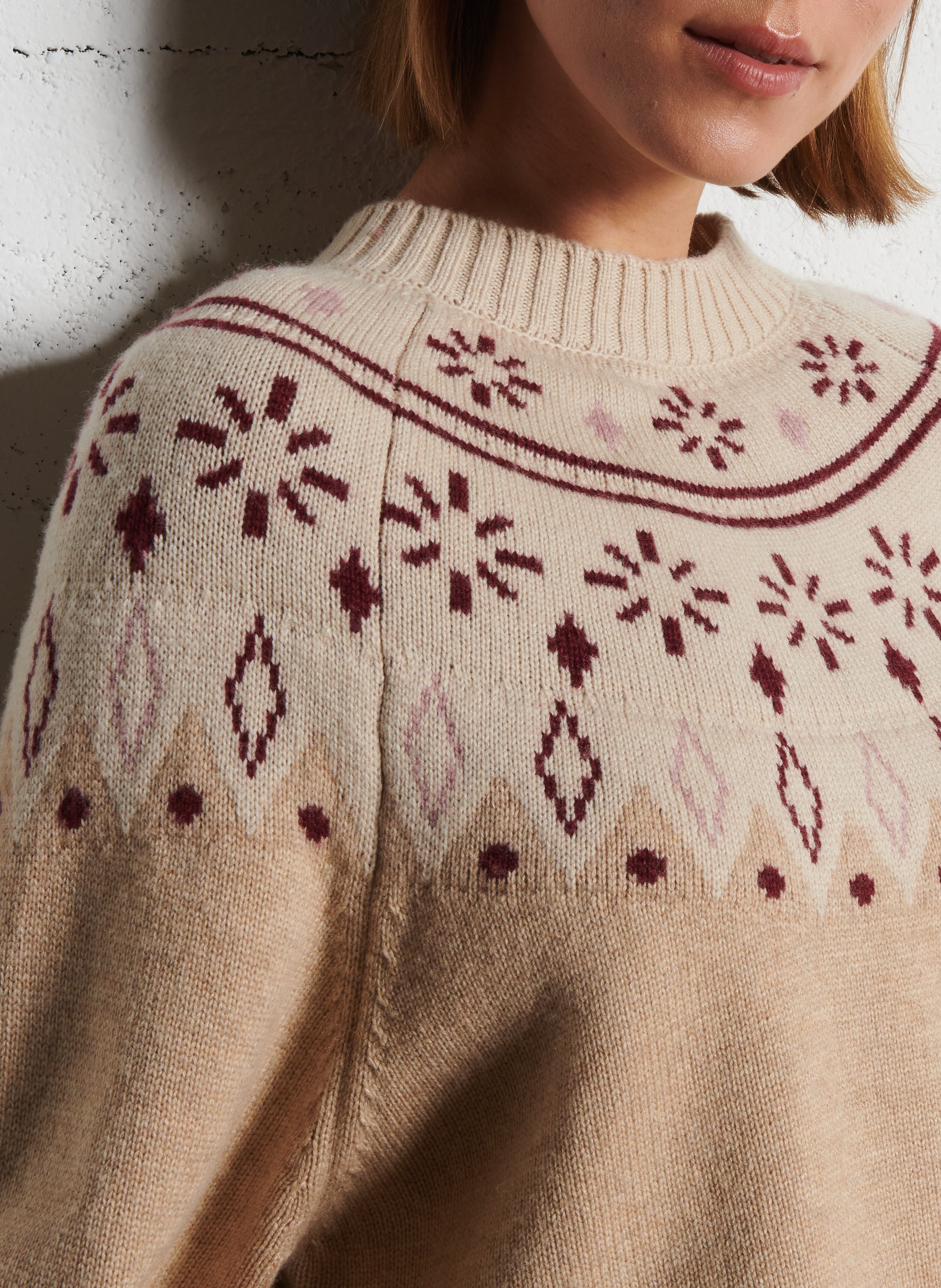 Straight knit sweater with printed pattern IKKS Beige
