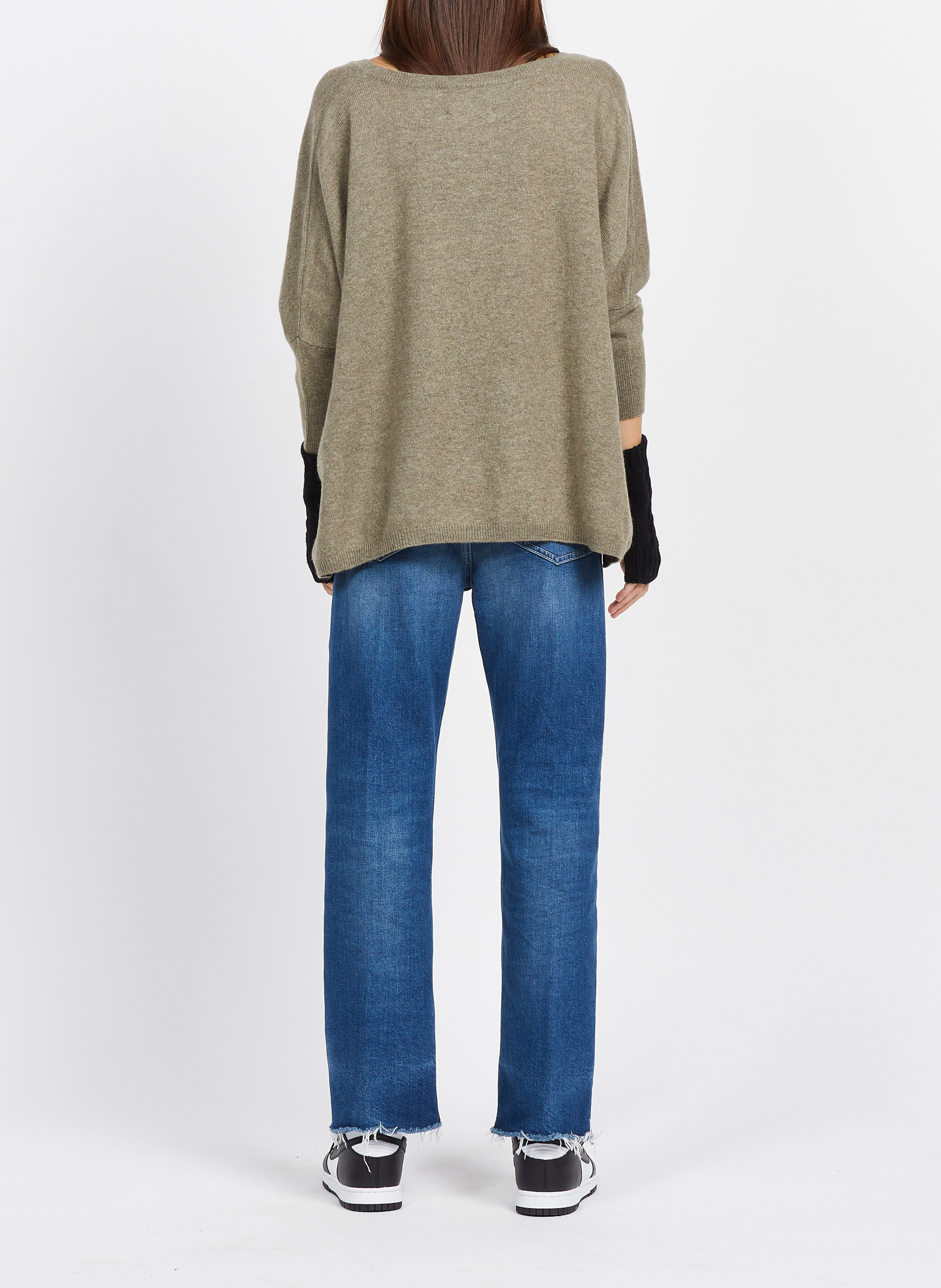 Pull col V oversize en cachemire KUJTEN Kaki