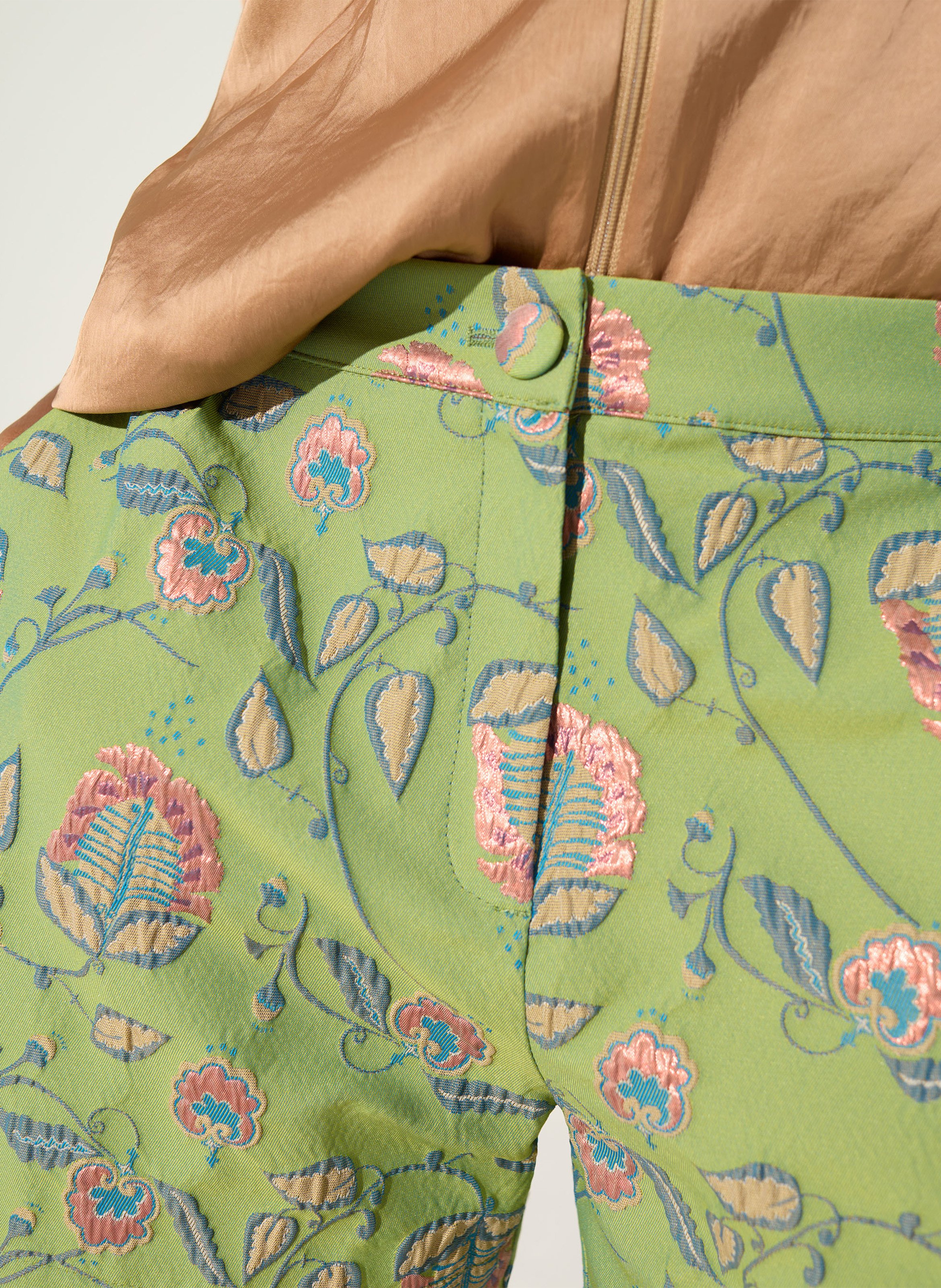 Kurzer Jacquard-Rock COTELAC Grun