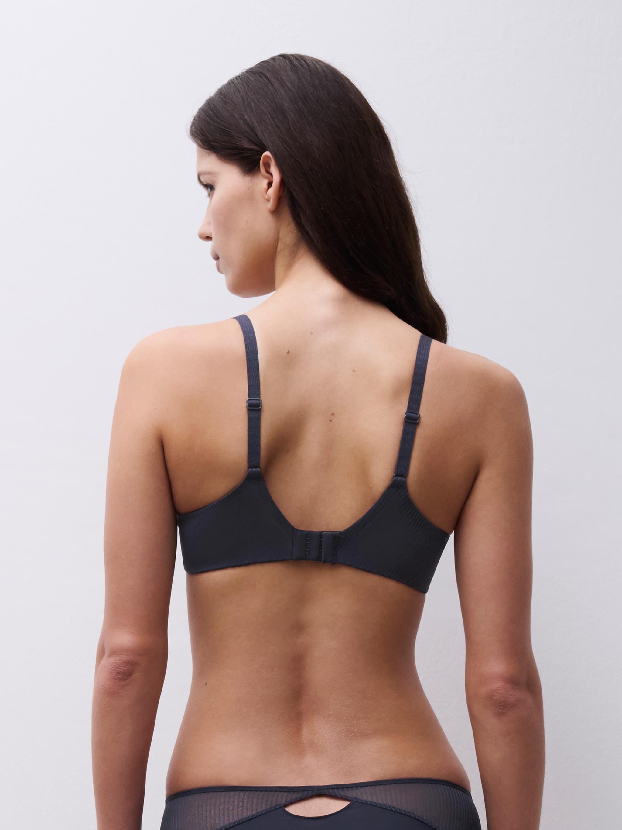 Plunging padded bra with embroidery | Grey CHANTELLE Women