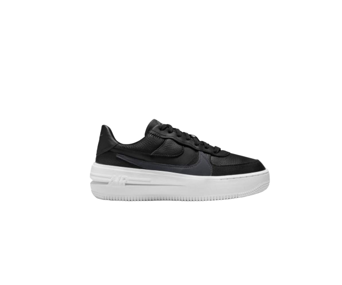 Low-top trainers NIKE Black