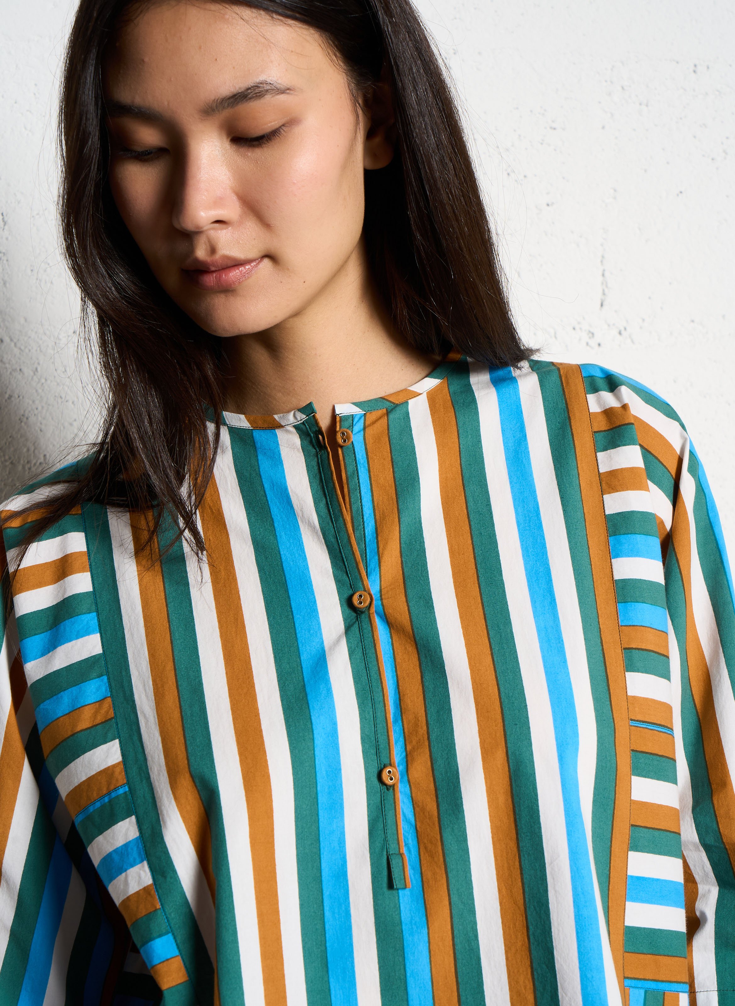 Carry Stripes striped shirt V DE VINSTER Brown
