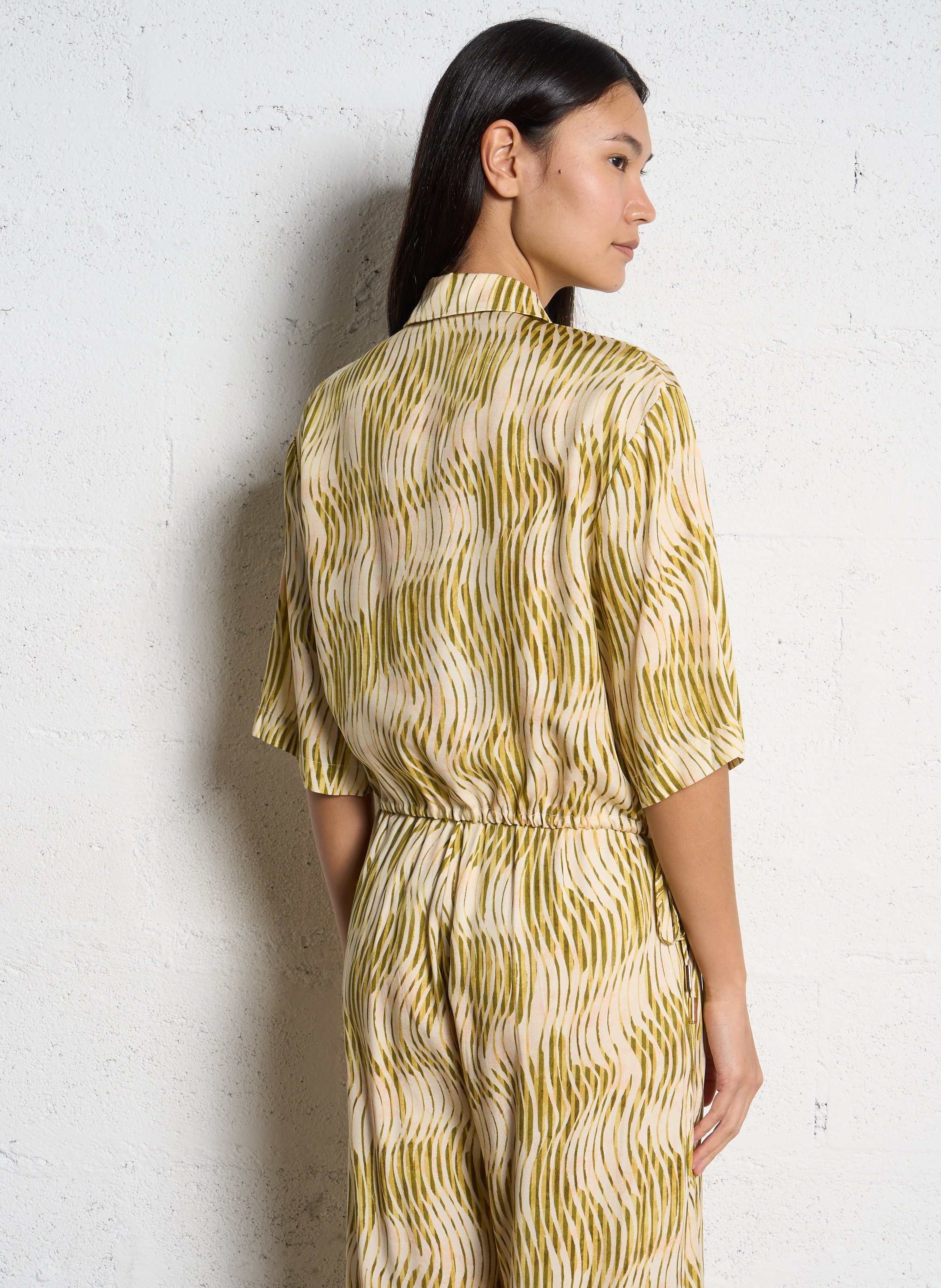 Blouse courte boutonnée à motifs SUNCOO Vert